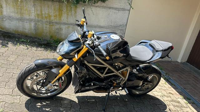 Ducati 1098s Streetfighter 1098 Usata Ducati 1098 Nera DUCATI