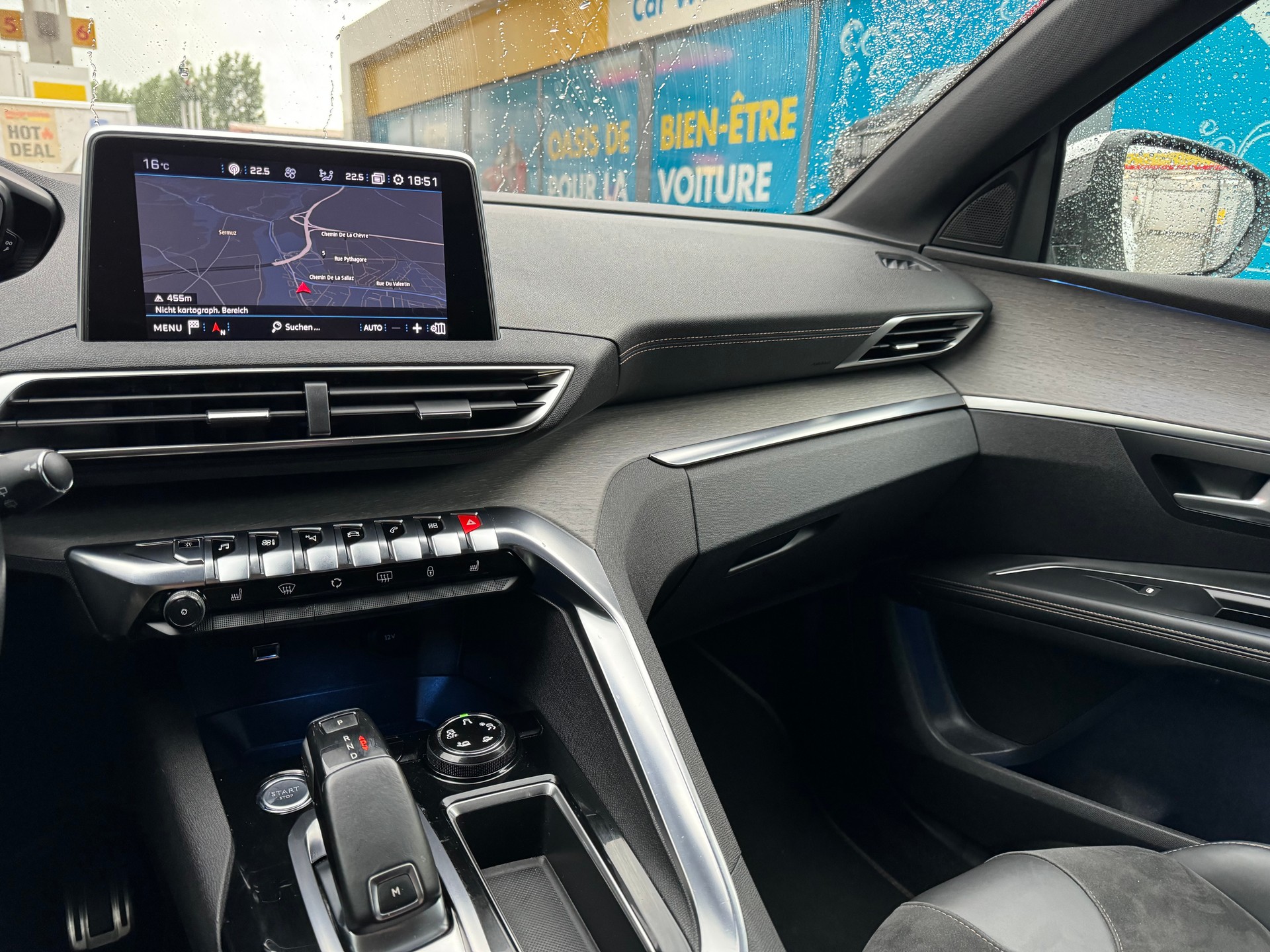 PEUGEOT 5008 2.0 BlueHDi GT EAT-image-10