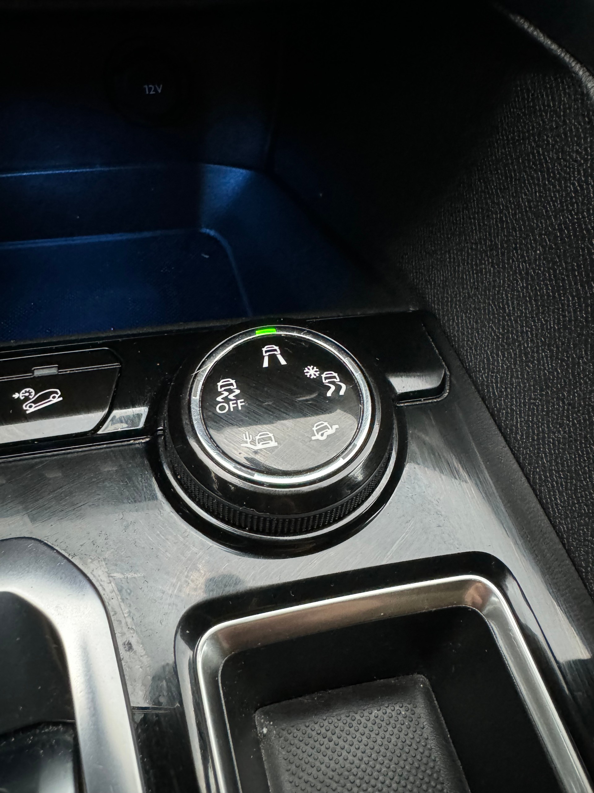 PEUGEOT 5008 2.0 BlueHDi GT EAT-image-14