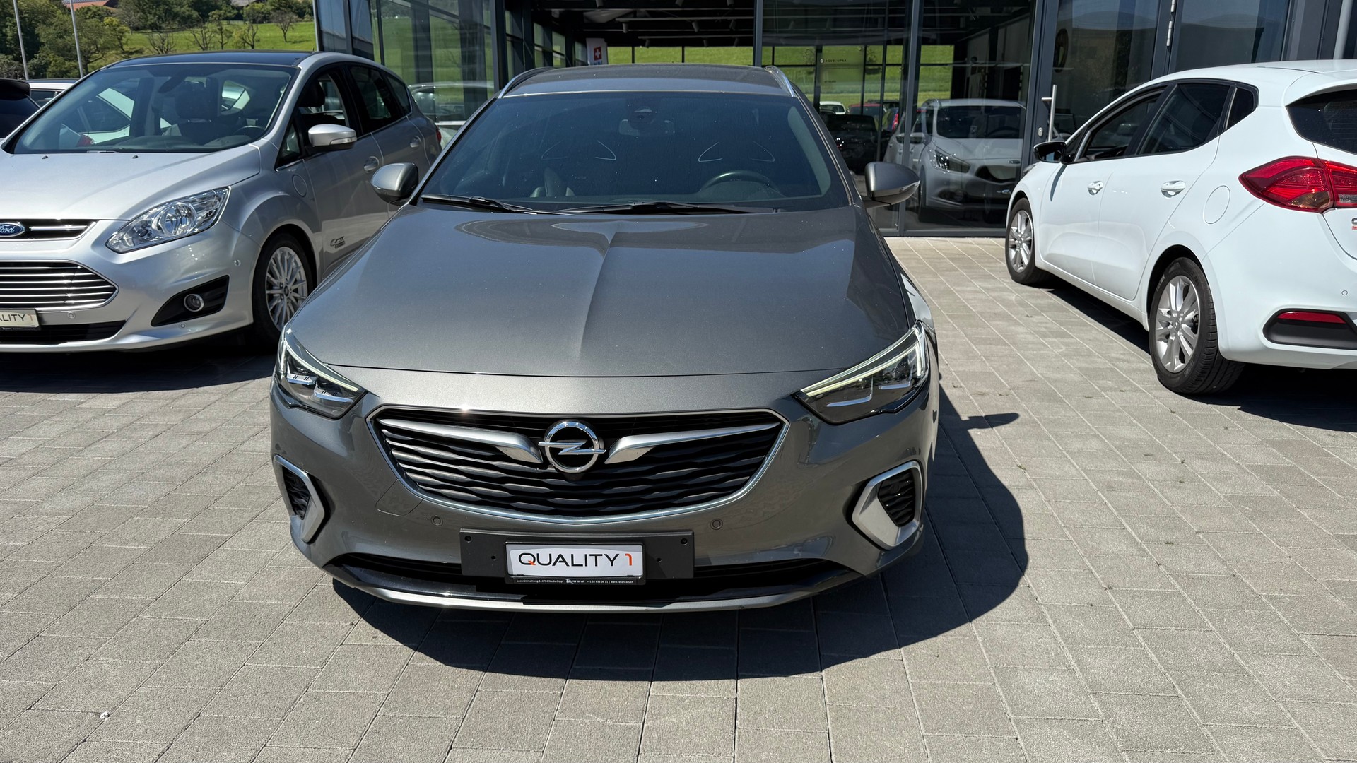 OPEL Insignia 2.0 BiDTI Sports Tourer GSI 4WD Auto-showroom-element-3