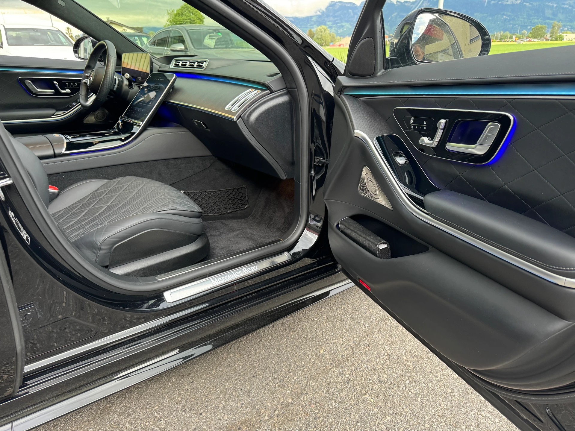 MERCEDES-BENZ S 500 L 4Matic AMG Line 9G-Tronic-image-12