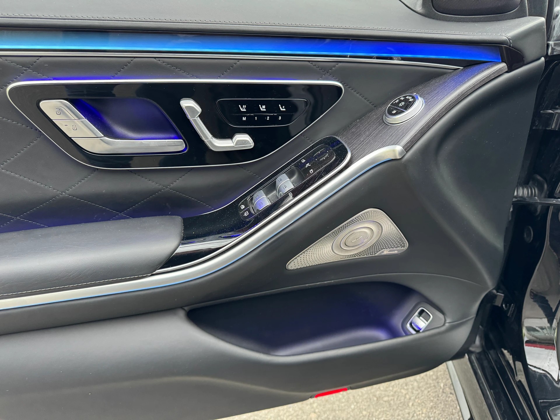MERCEDES-BENZ S 500 L 4Matic AMG Line 9G-Tronic-image-24