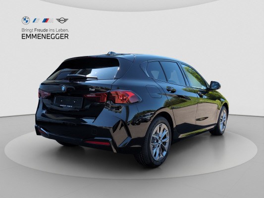 BMW 116 Steptronic-showroom-element-3