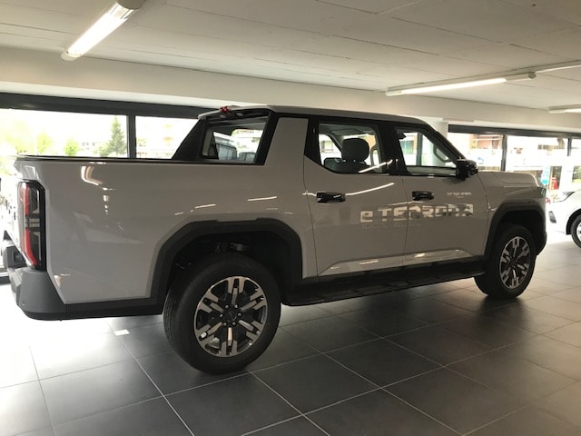MAXUS eTerron 9 102kWh Luxury-image-8