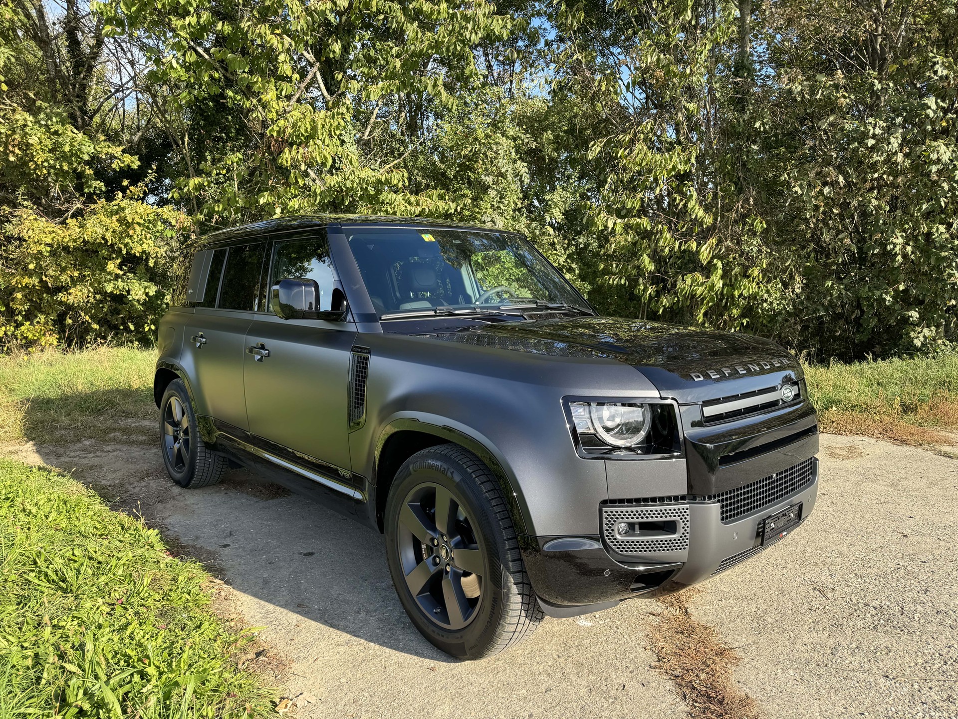 LAND ROVER Defender 110 525 V8 5.0 Carpathian Edition AT8
