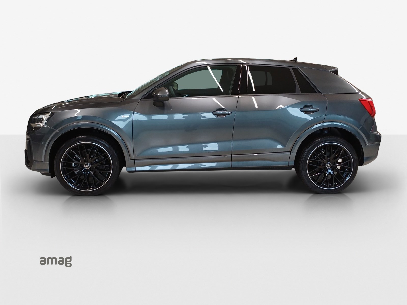 AUDI Q2 35 TFSI S line S-tronic-showroom-element-1