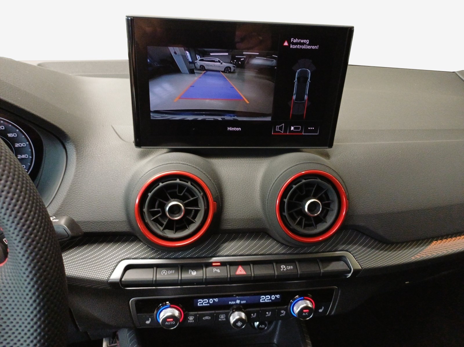 AUDI Q2 35 TFSI S line S-tronic-image-14