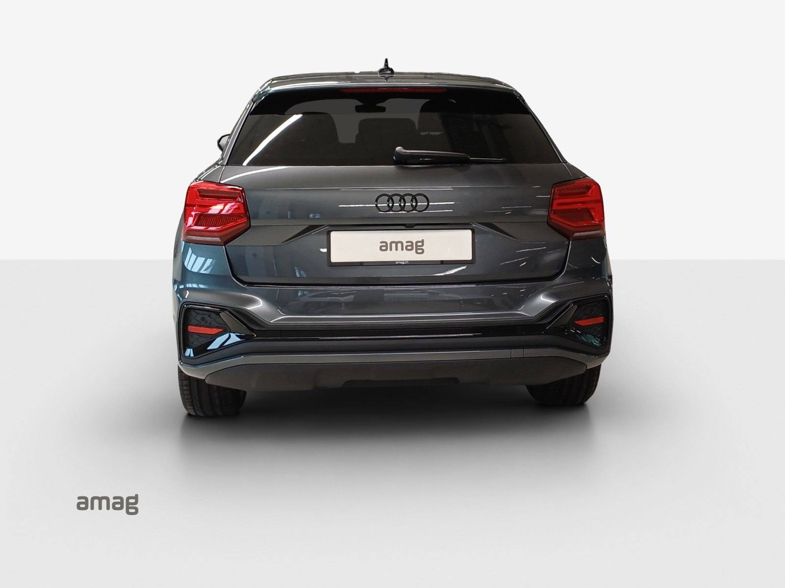 AUDI Q2 35 TFSI S line S-tronic-showroom-element-3