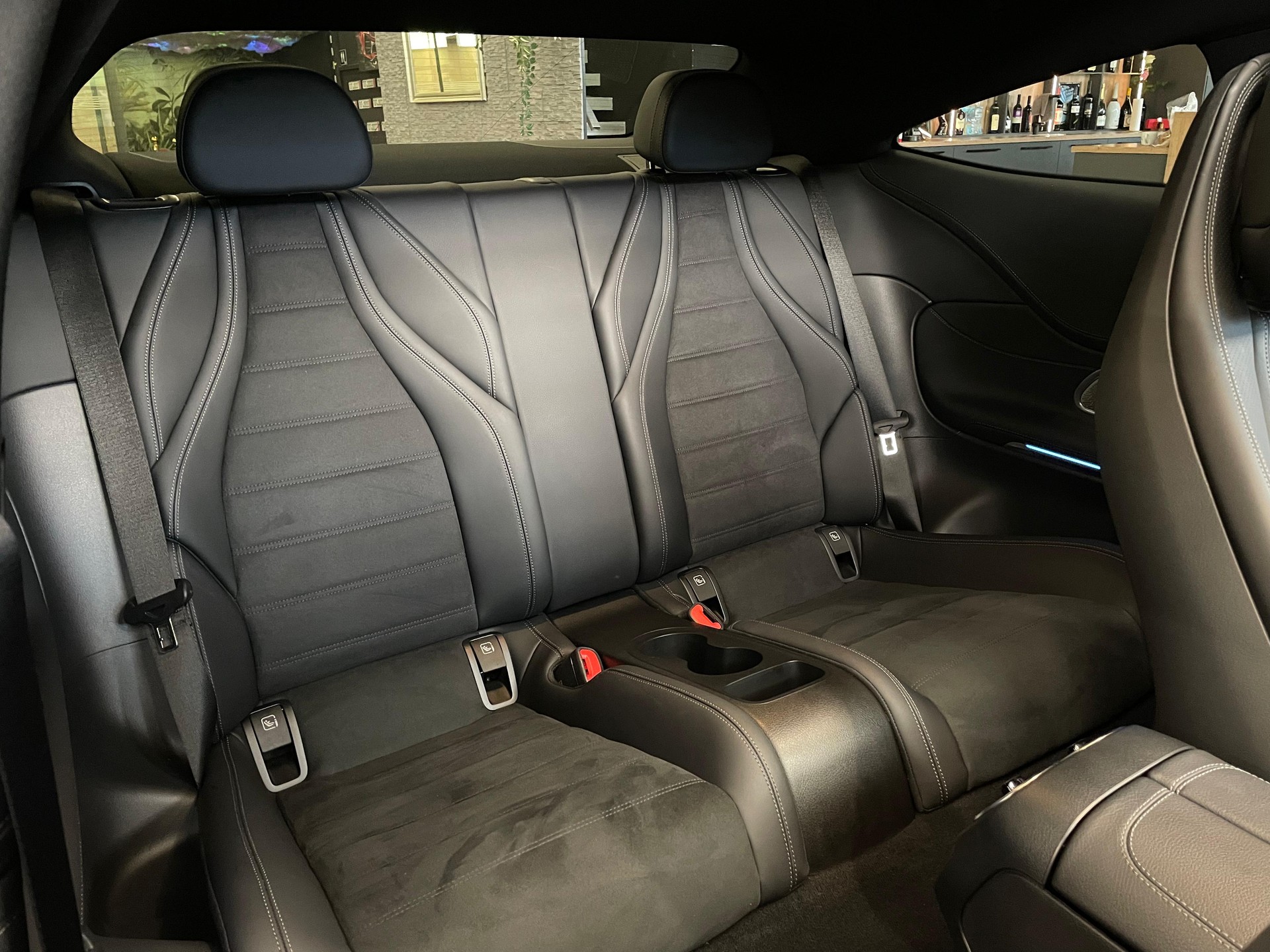 MERCEDES-BENZ CLE 220d Coupé AMG Line 9G Tronic-image-13