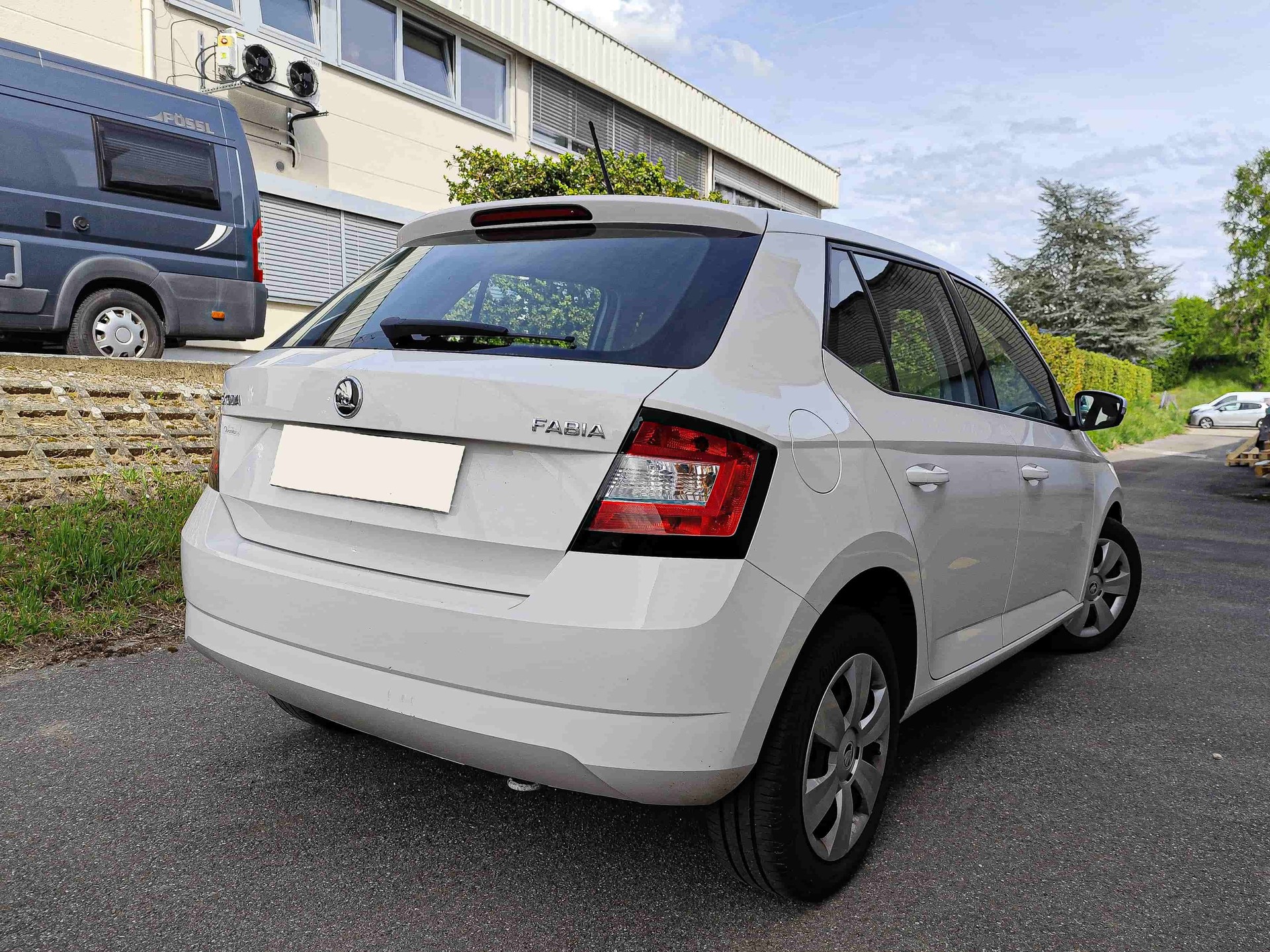 SKODA Fabia 1.0 Active-image-3