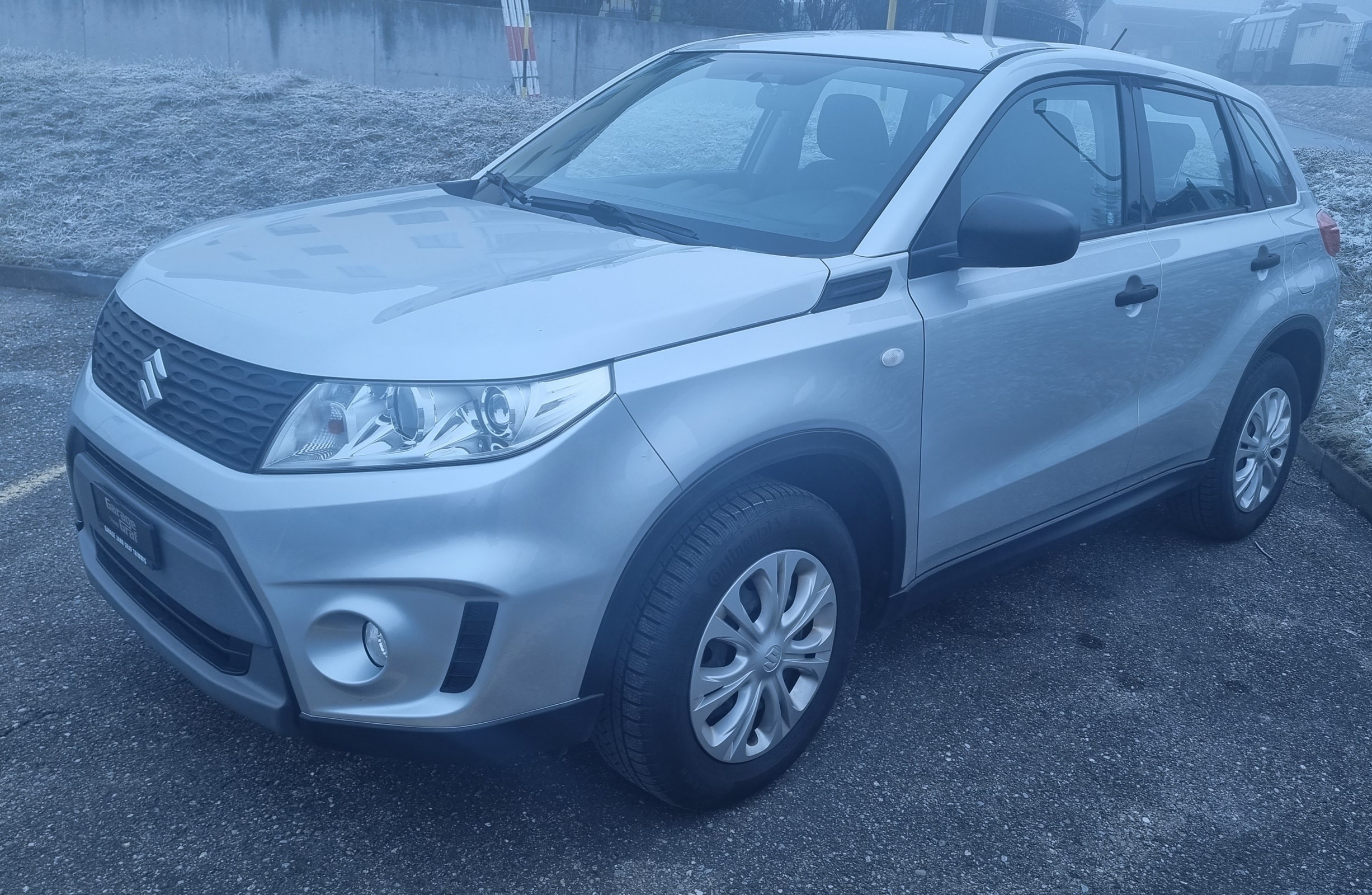 SUZUKI Vitara (SUV / Gelndewagen)