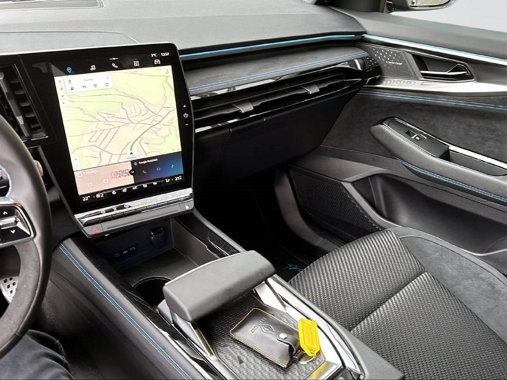 RENAULT Austral 1.2 E-Tech iconic Esprit Alpine-image-12