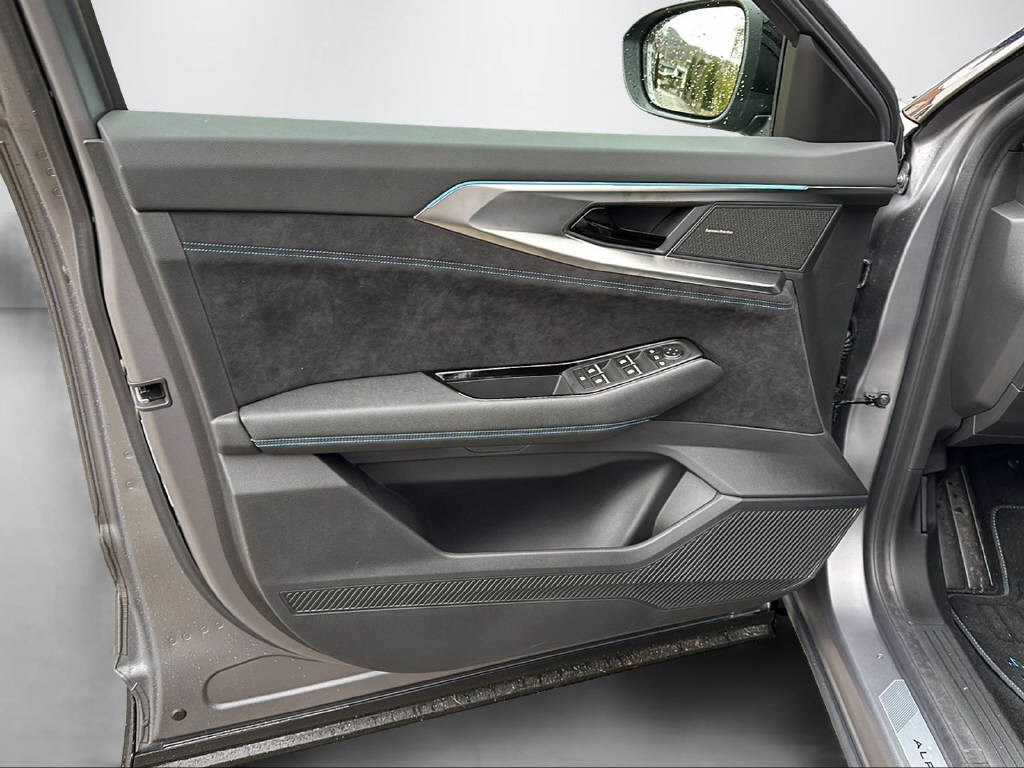 RENAULT Austral 1.2 E-Tech iconic Esprit Alpine-image-8