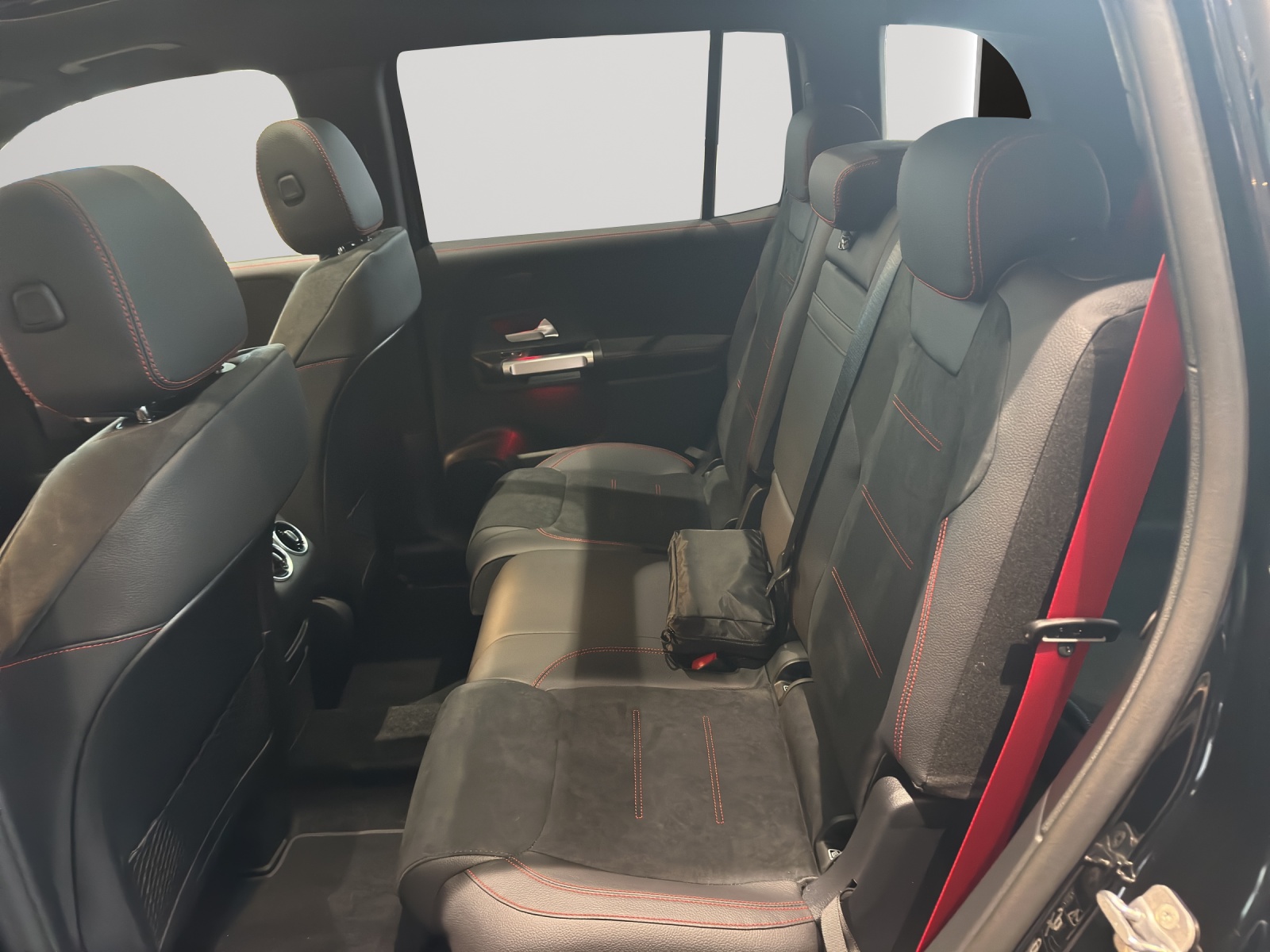 Image MERCEDES-BENZ GLB-35-AMG GLB AMG 35 4Matic 8G-Tronic