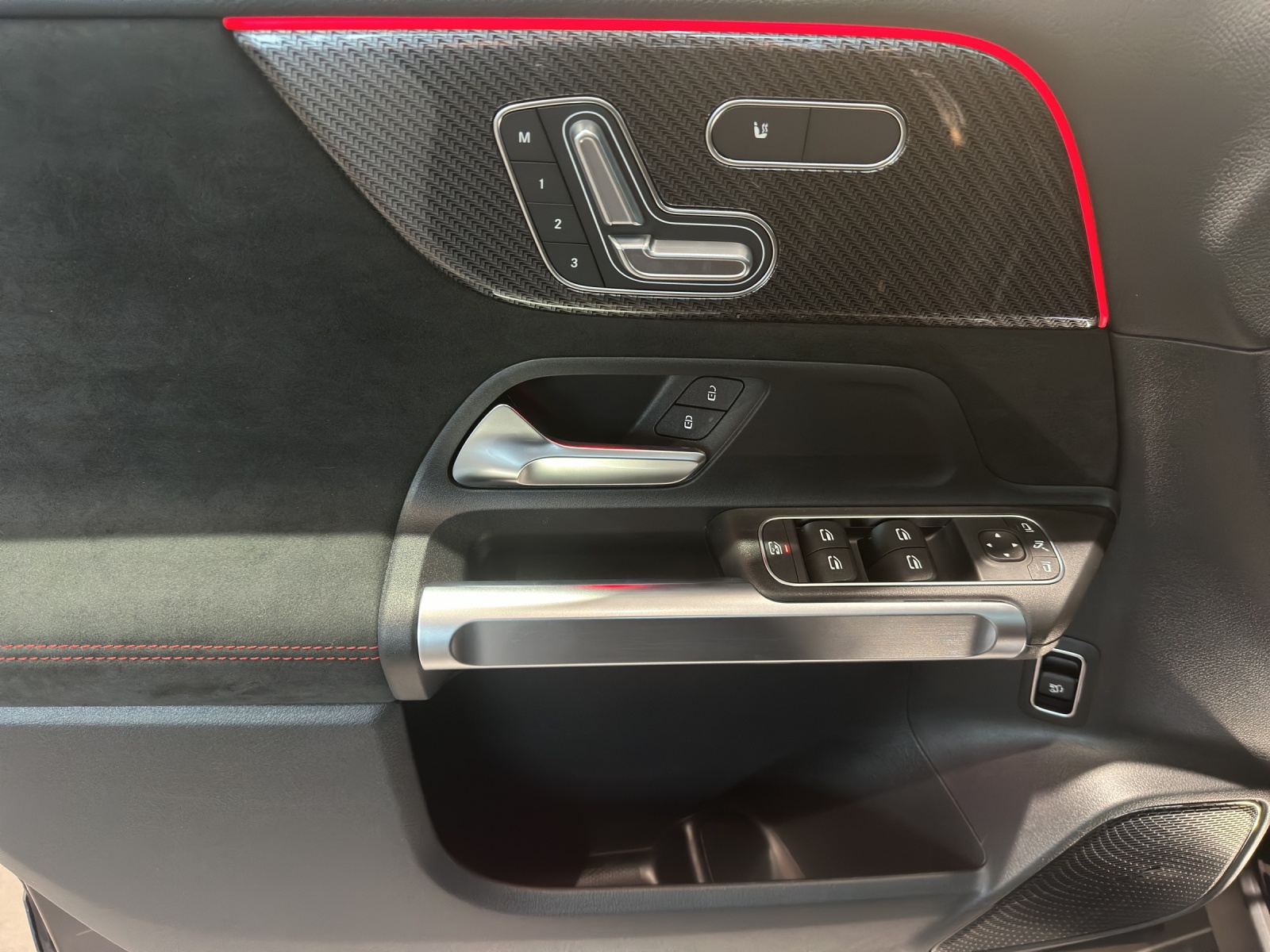 Image MERCEDES-BENZ GLB-35-AMG GLB AMG 35 4Matic 8G-Tronic