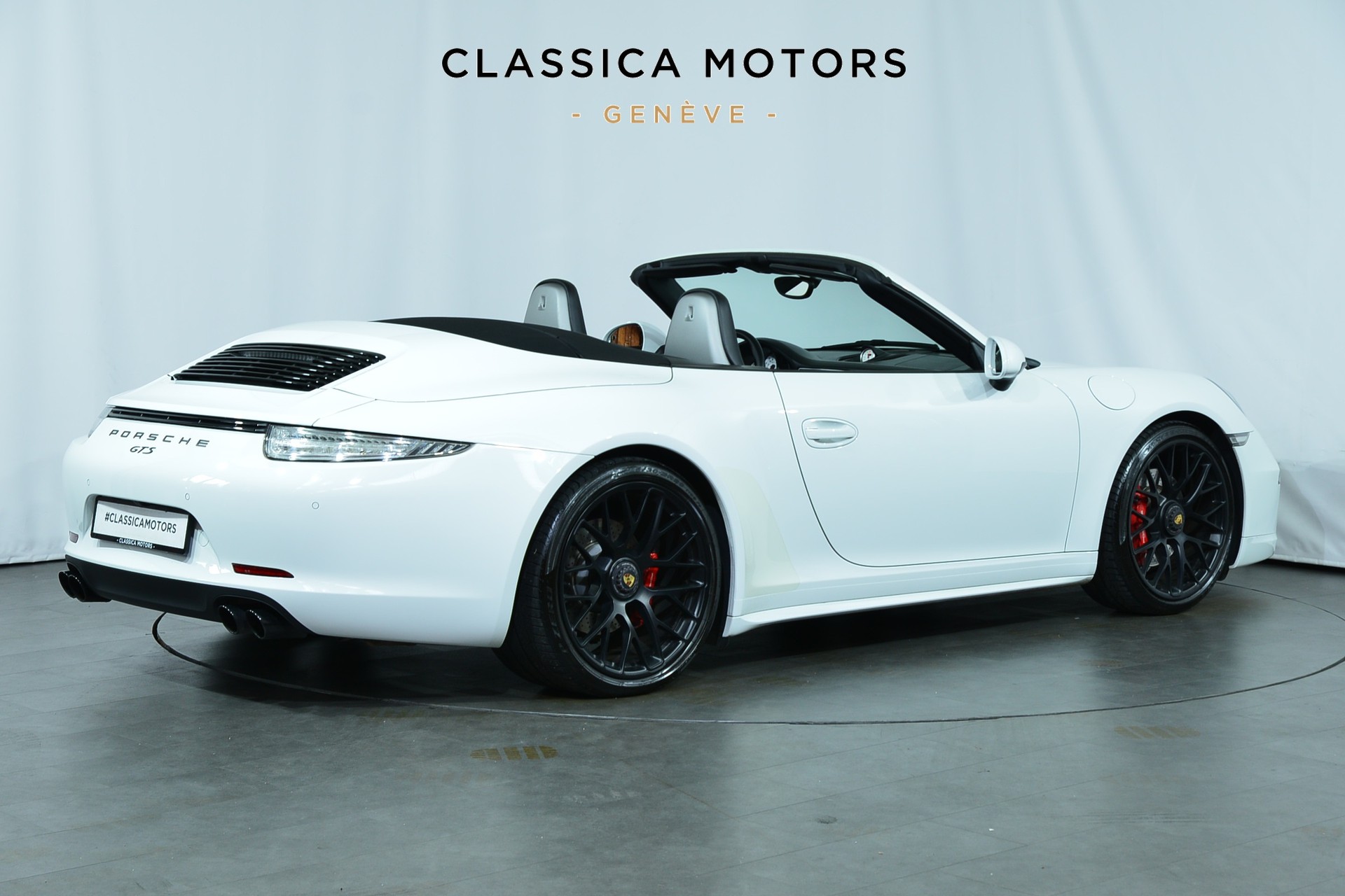PORSCHE 911 Cabrio Carrera GTS PDK-showroom-element-3