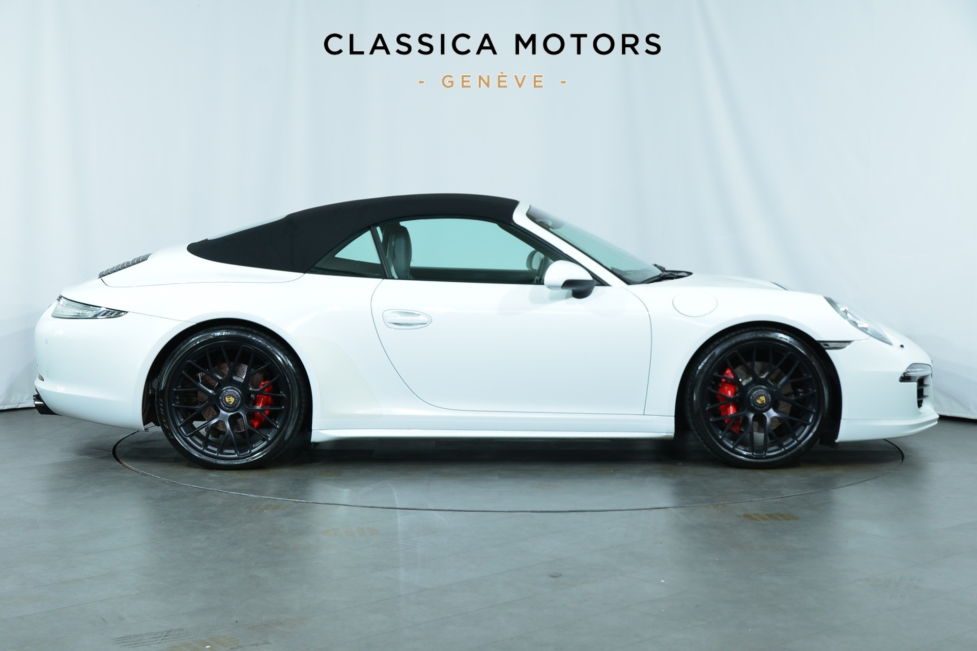 PORSCHE 911 Cabrio Carrera GTS PDK-showroom-element-2