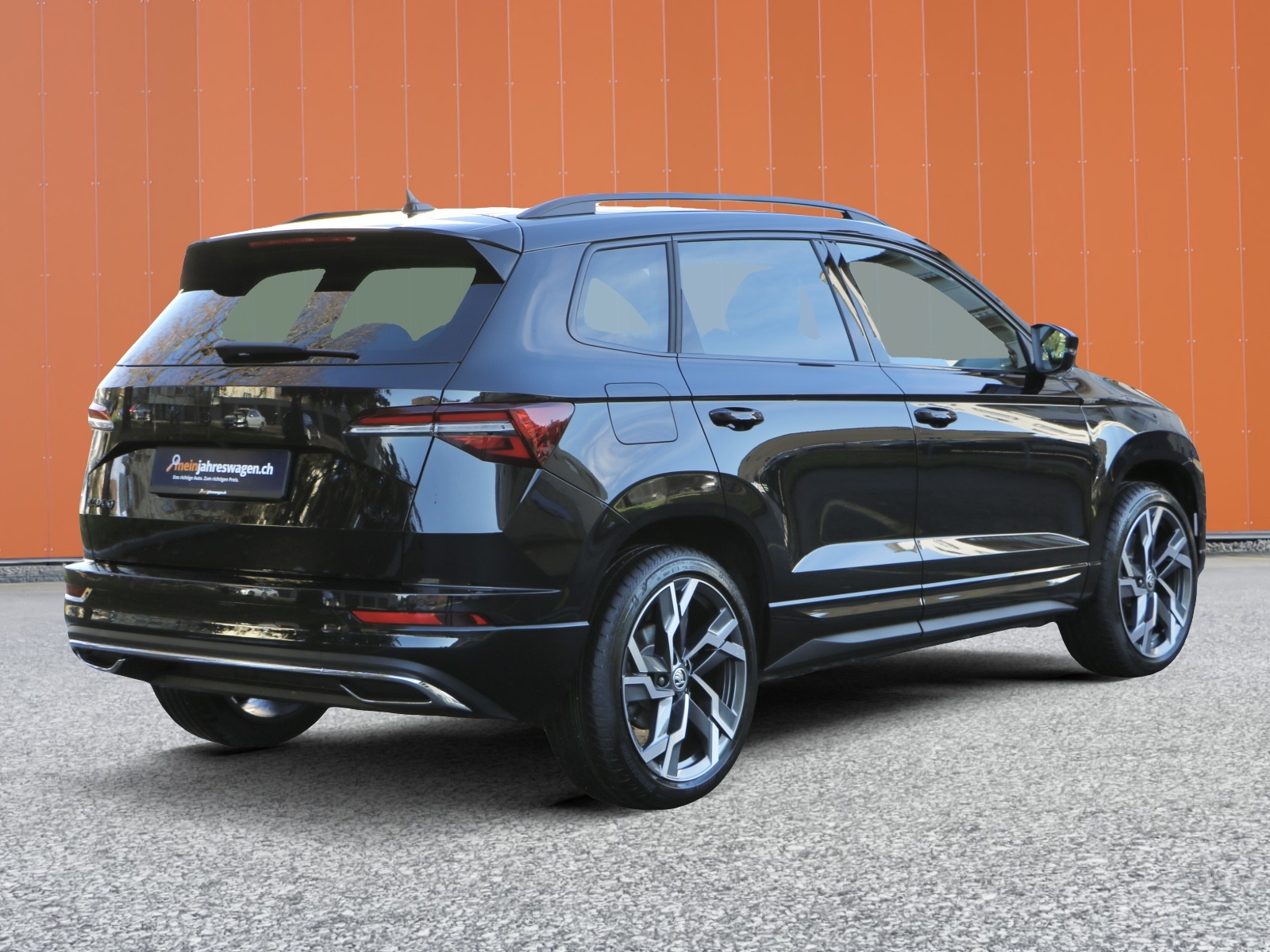 SKODA Karoq 2.0 TSI SportLine 4x4 DSG-showroom-element-1