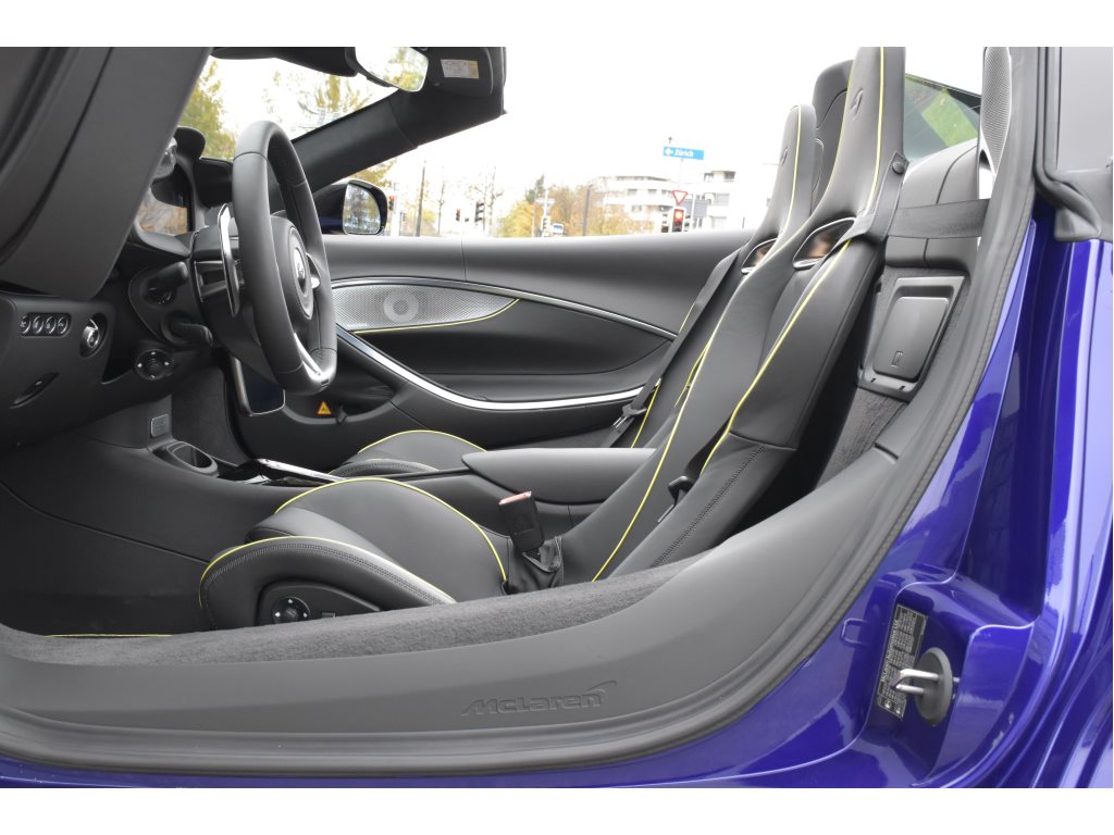 McLAREN ARTURA SPIDER MY25 TechLux 3.0 V6 Plug-in Hybrid SSG-image-20
