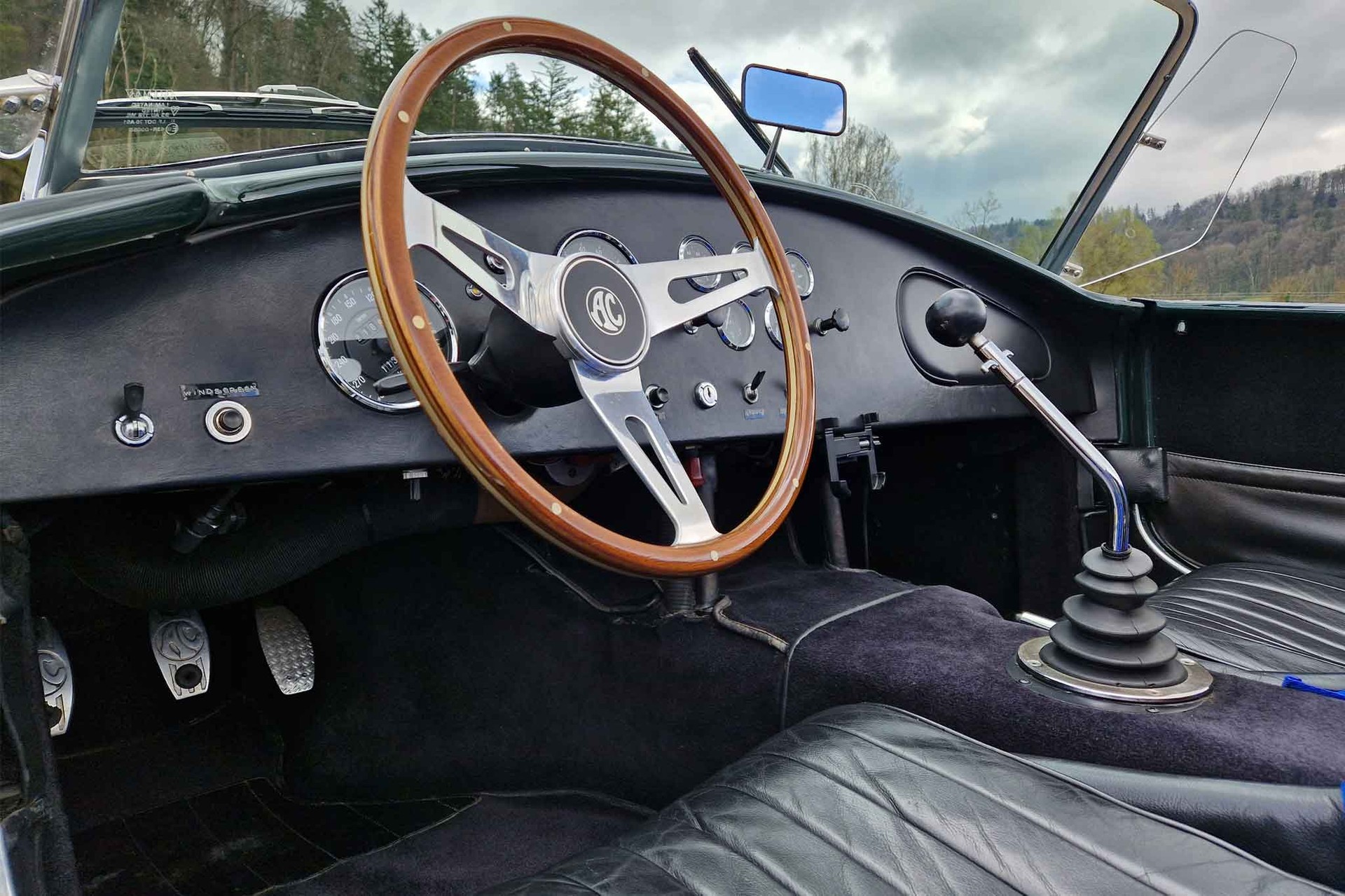 AC Cobra Mk IV Lightweight Specification-image-12