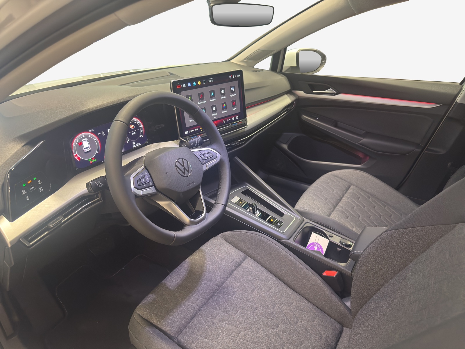VW Golf 1.5 e TSI mHEV Life DSG-image-7