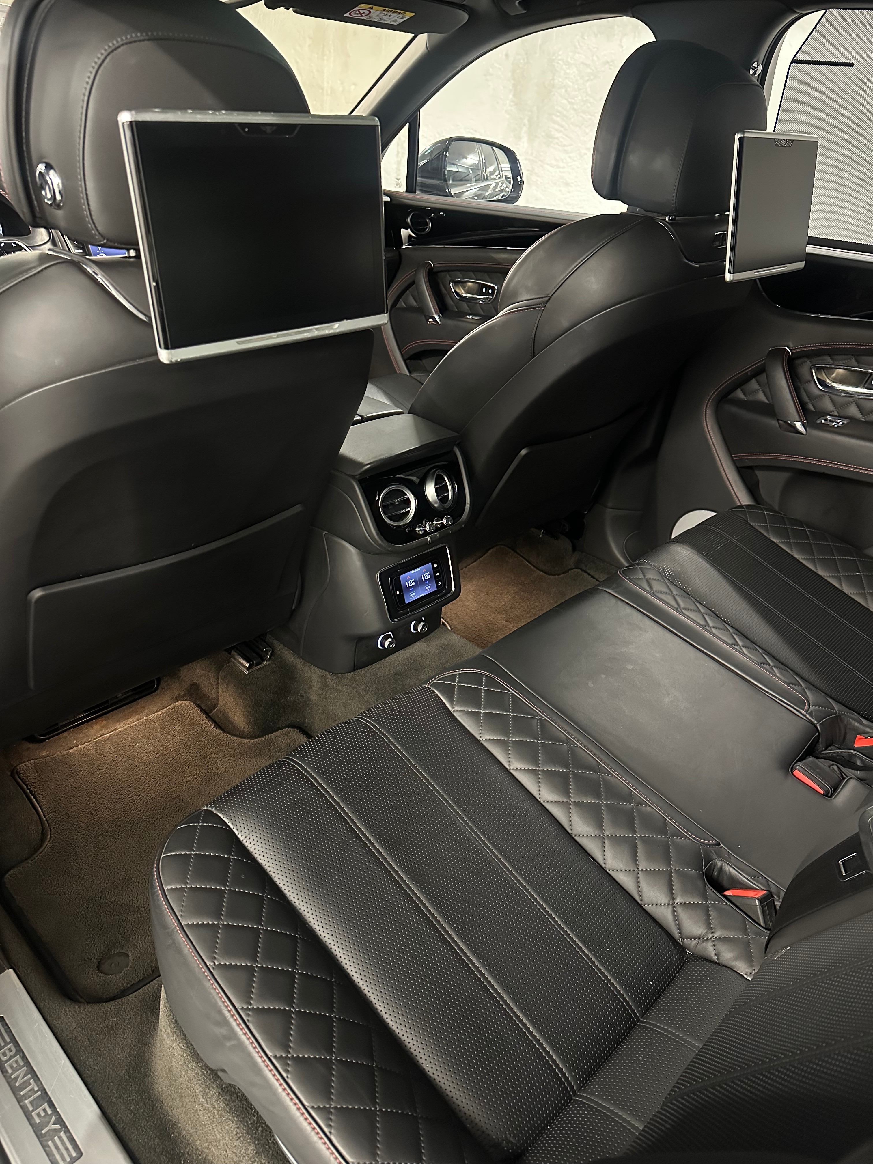 Image BENTLEY BENTAYGA Bentayga W12