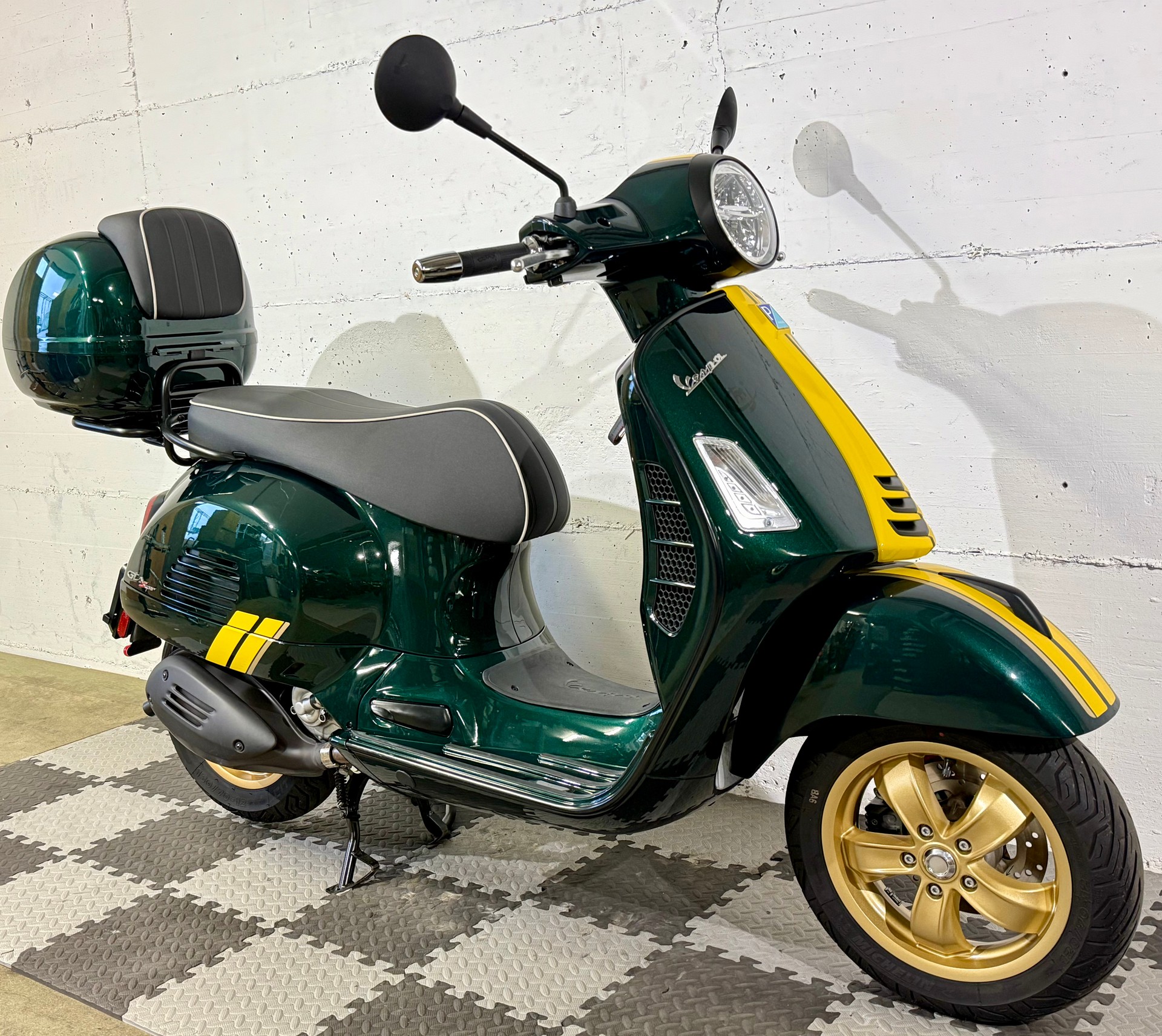 Vespa 125 Vespa Gts Verde 2024 Vespa Vespa Gts 300 Verde Relax