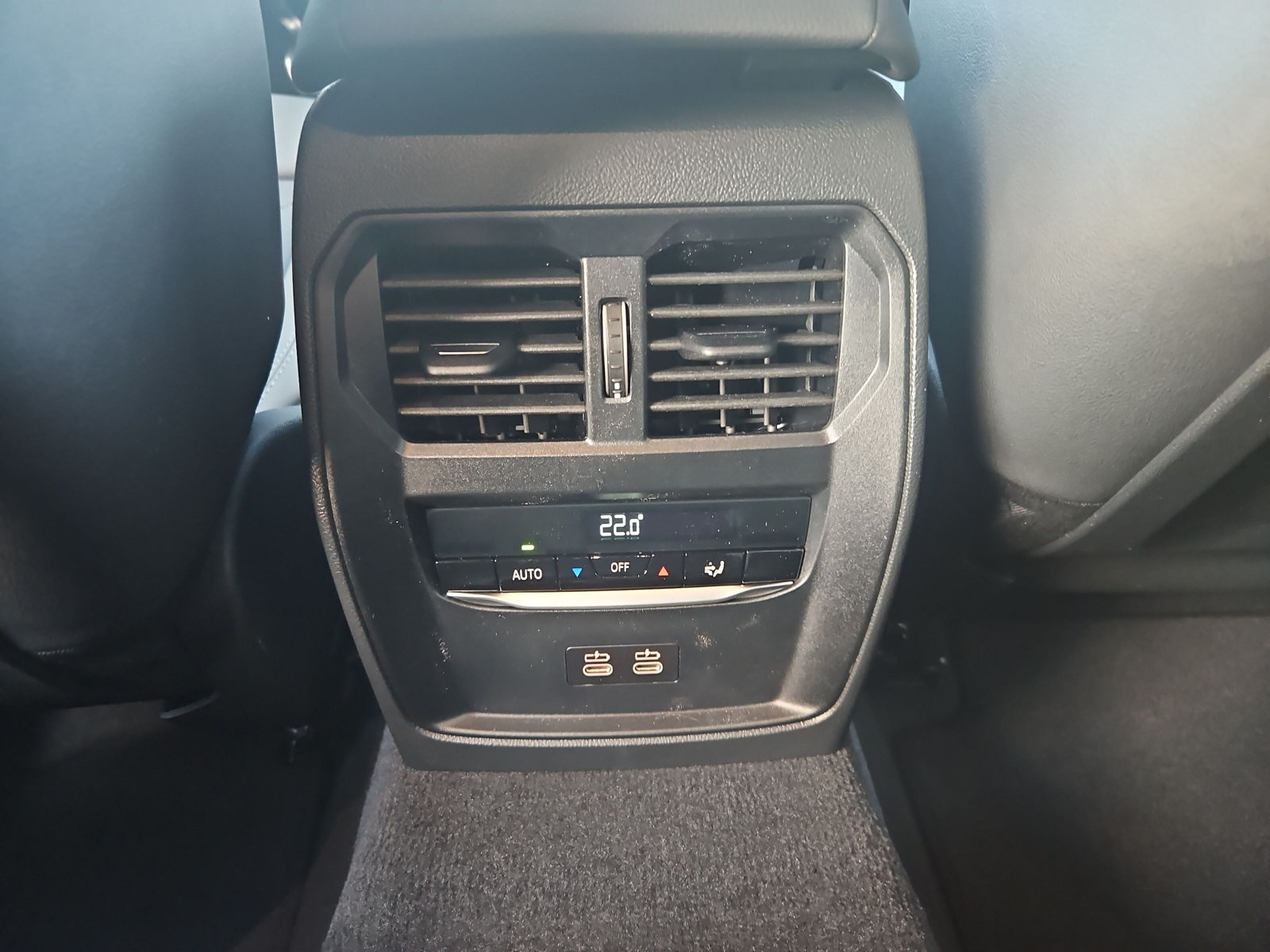 BMW 330i Touring xDrive Steptronic M Sport-image-19