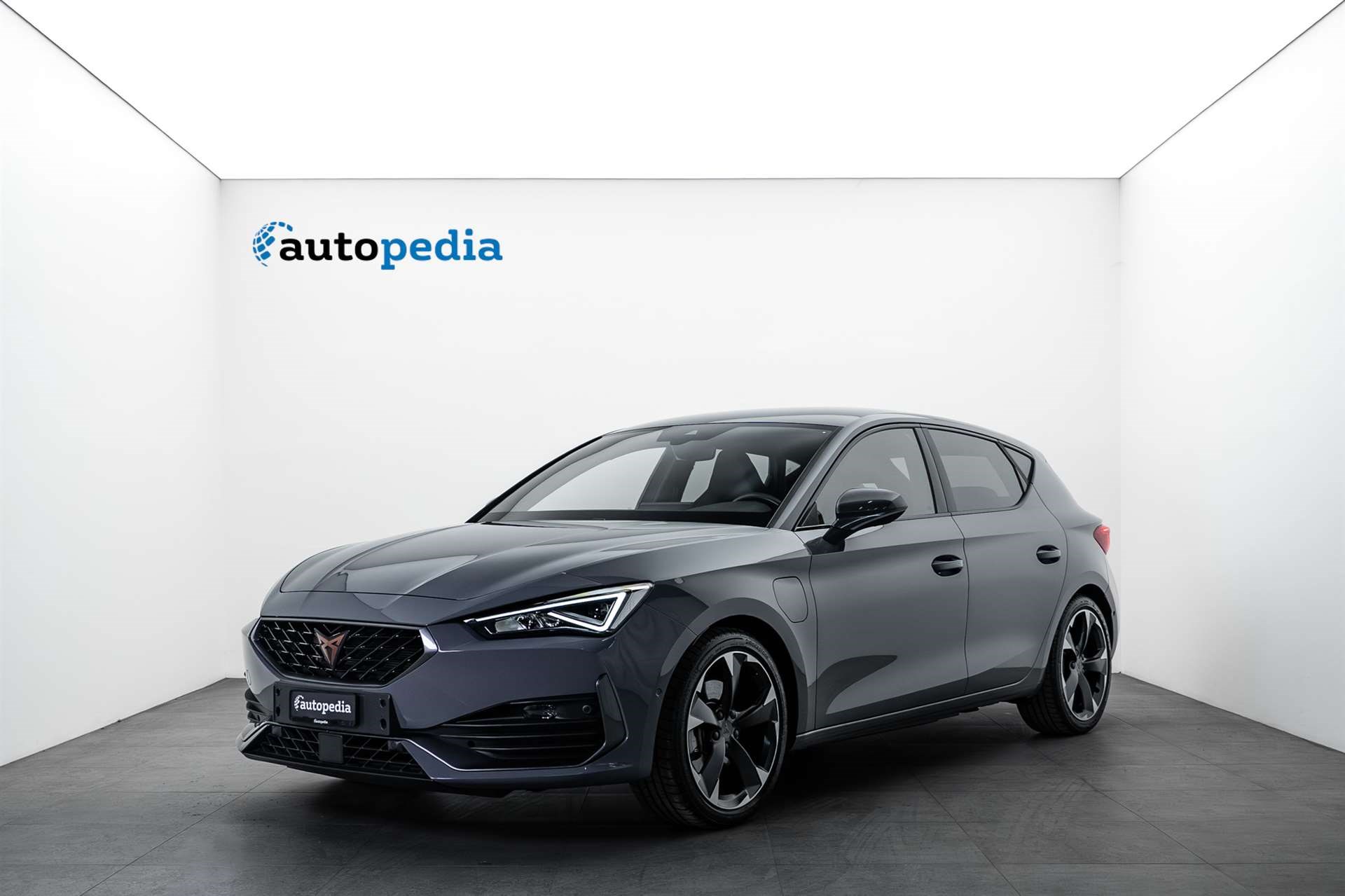 SEAT Leon 1.4 eHybrid pHEV Graphene DSG FR 205PS