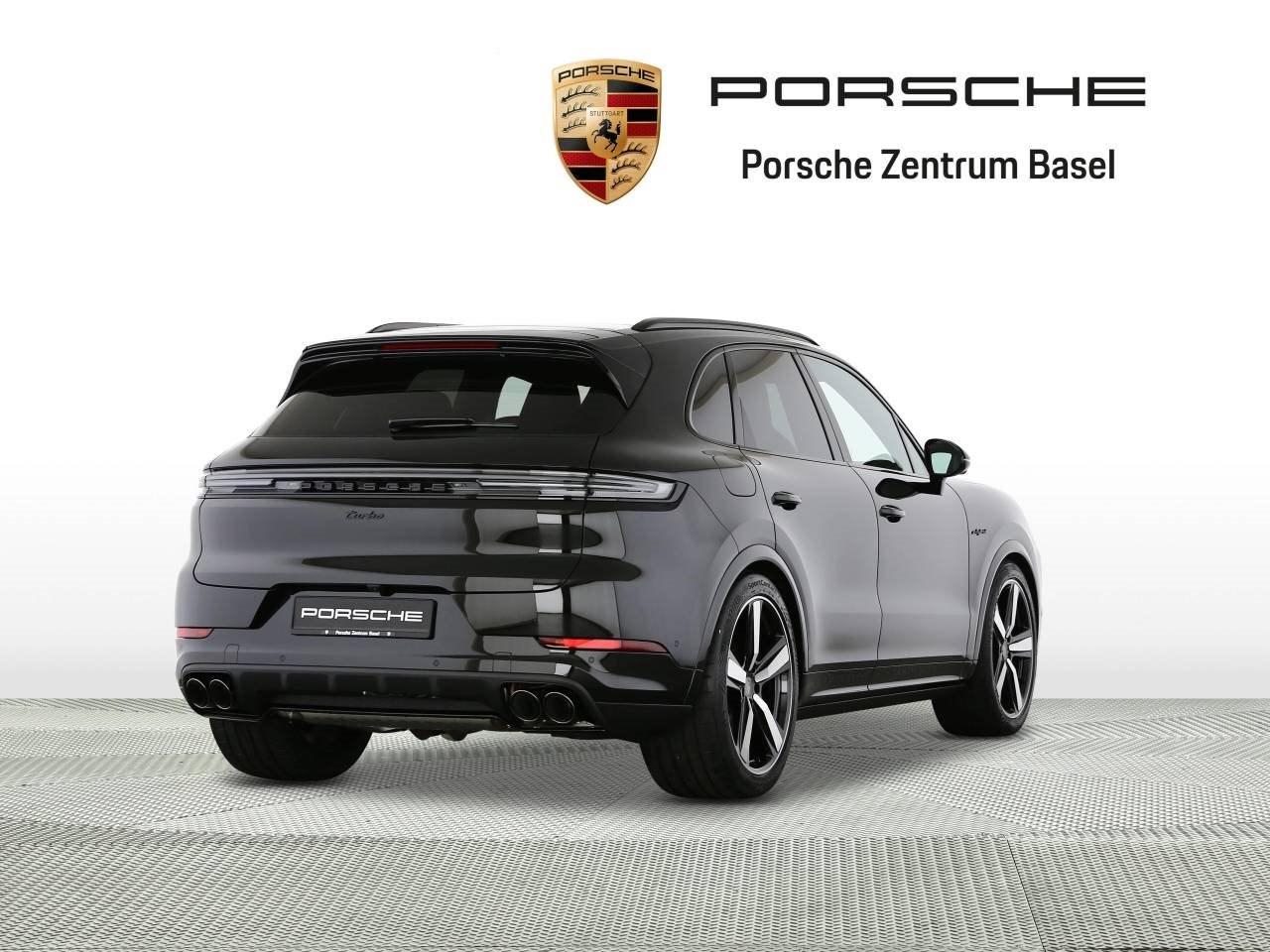 PORSCHE CAYENNE Turbo E-Hybrid-showroom-element-2