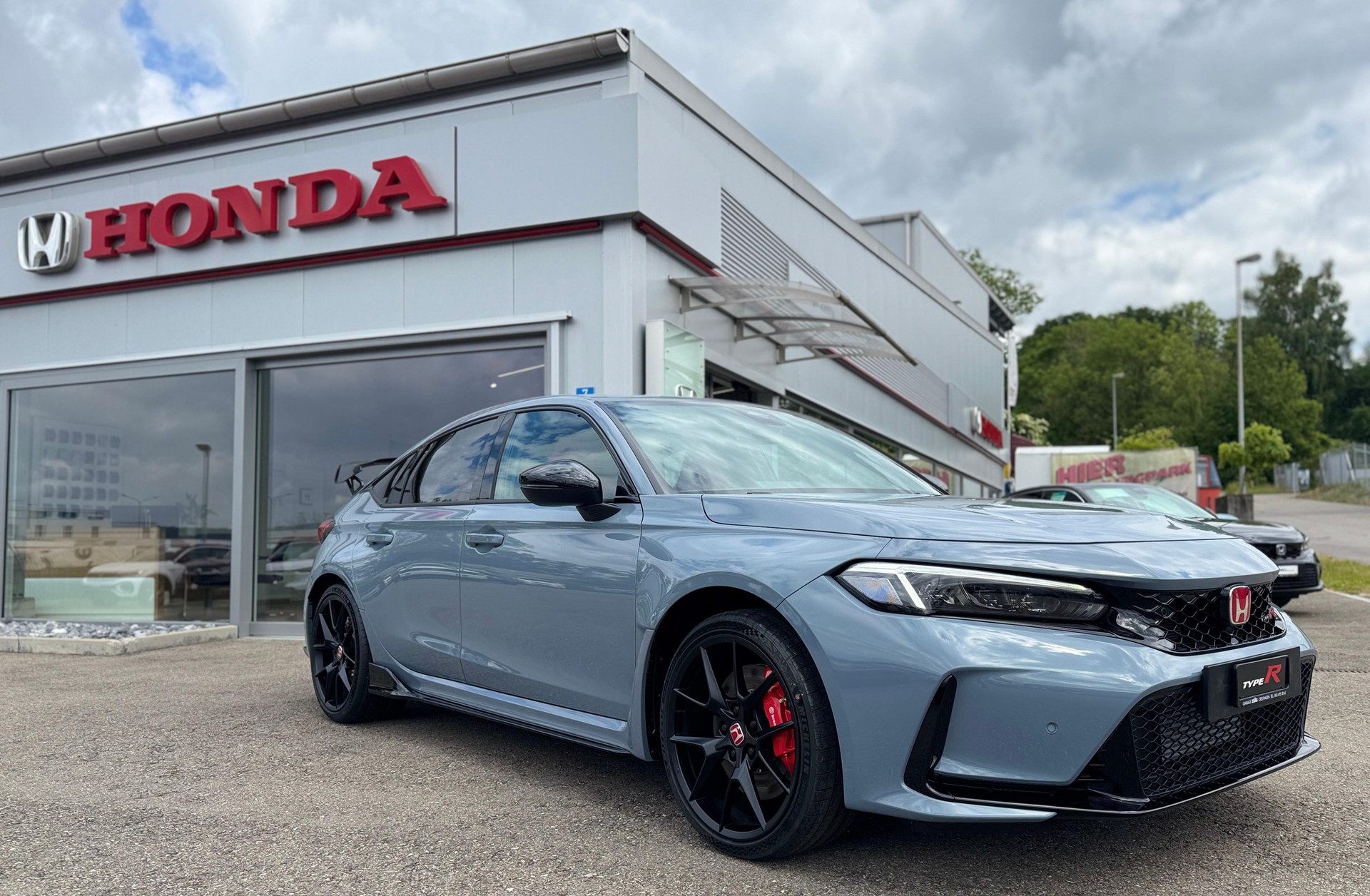 HONDA Civic 2.0 VTEC Type R zusätzlich auf Lager noch Rot, Schwarz und Weiss-showroom-element-3