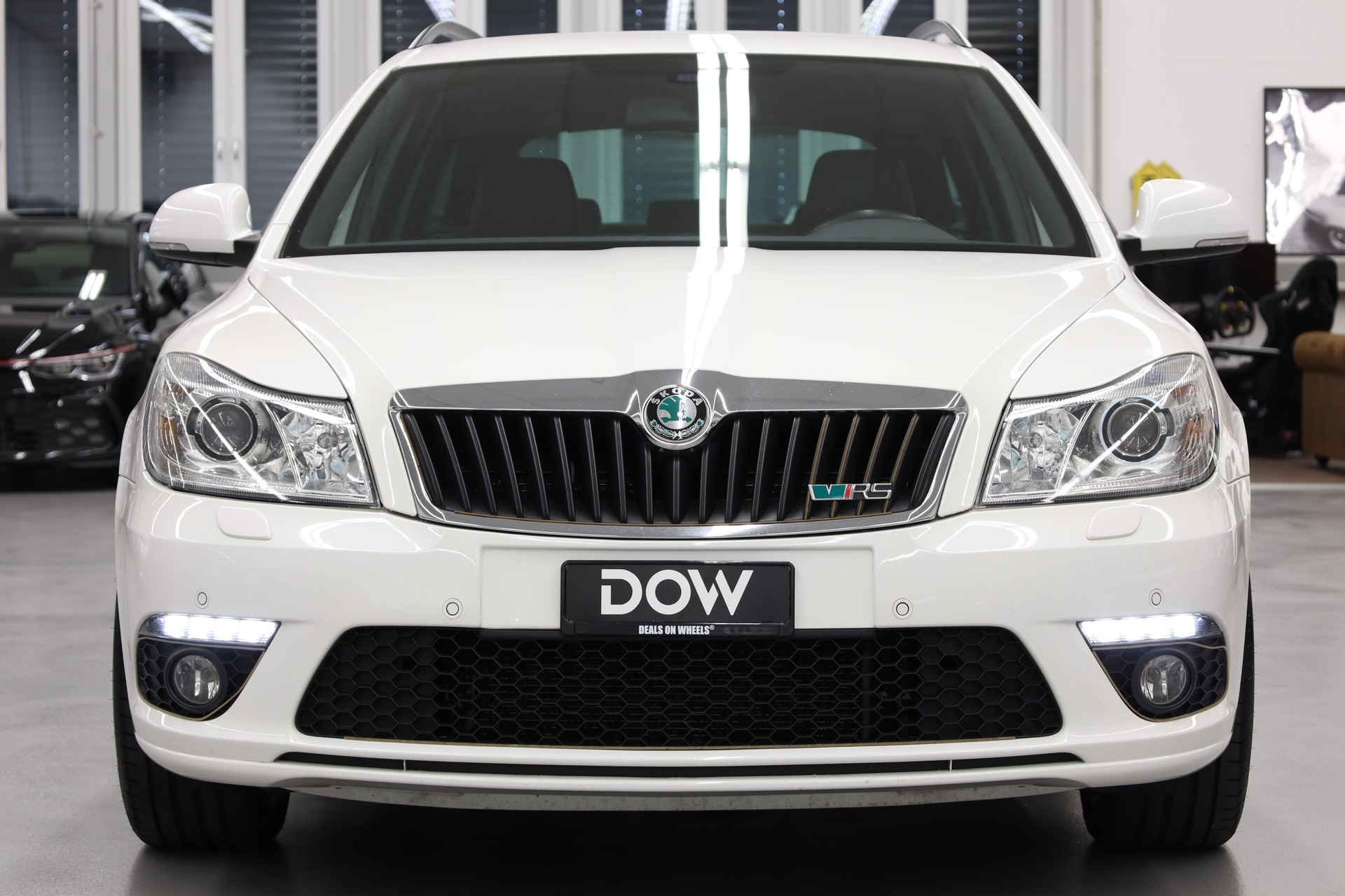 SKODA Octavia Combi 2.0 TFSI 200 RS DSG-showroom-element-3