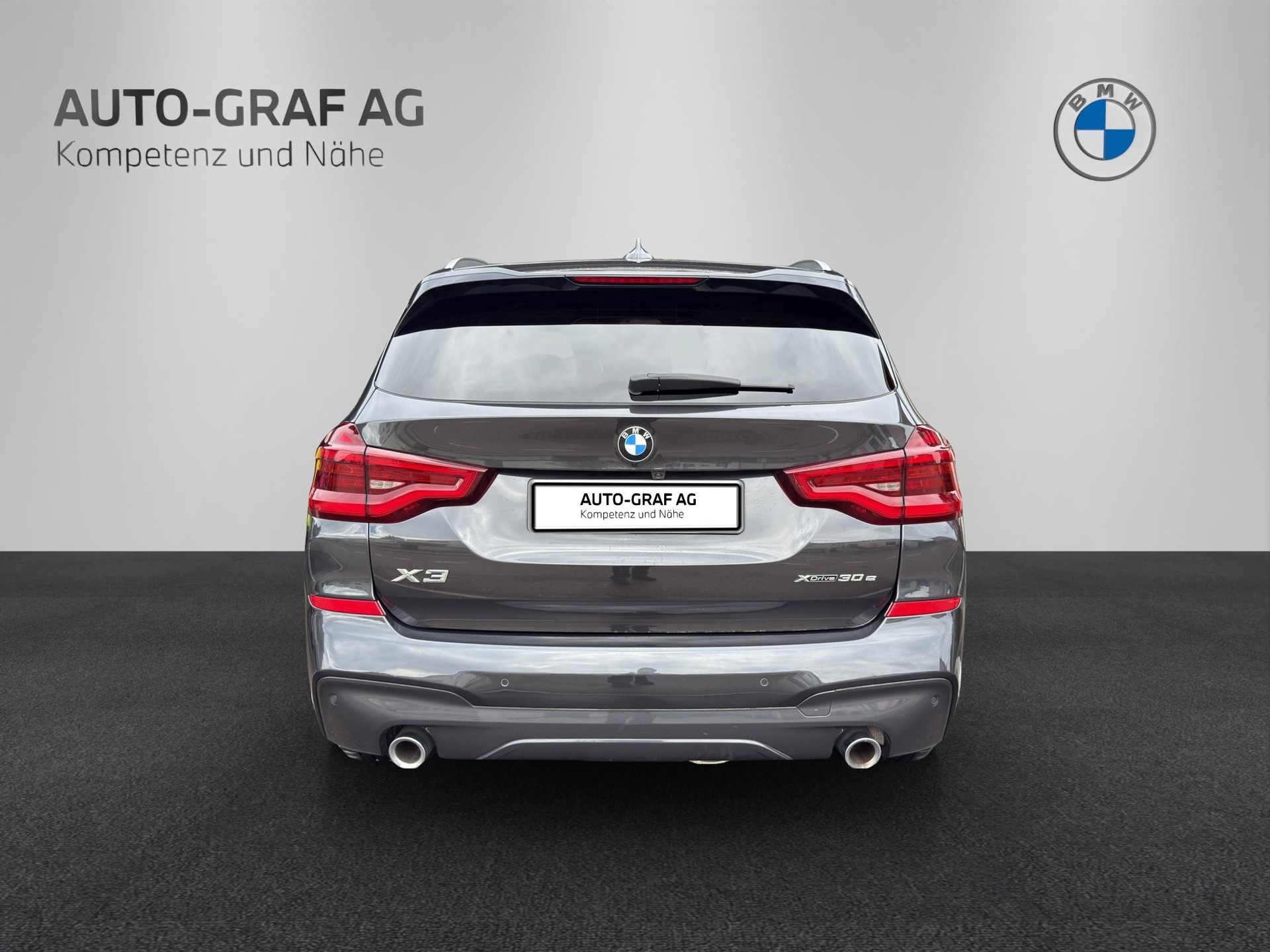 BMW X3 xDrive 30e M Sport-showroom-element-3