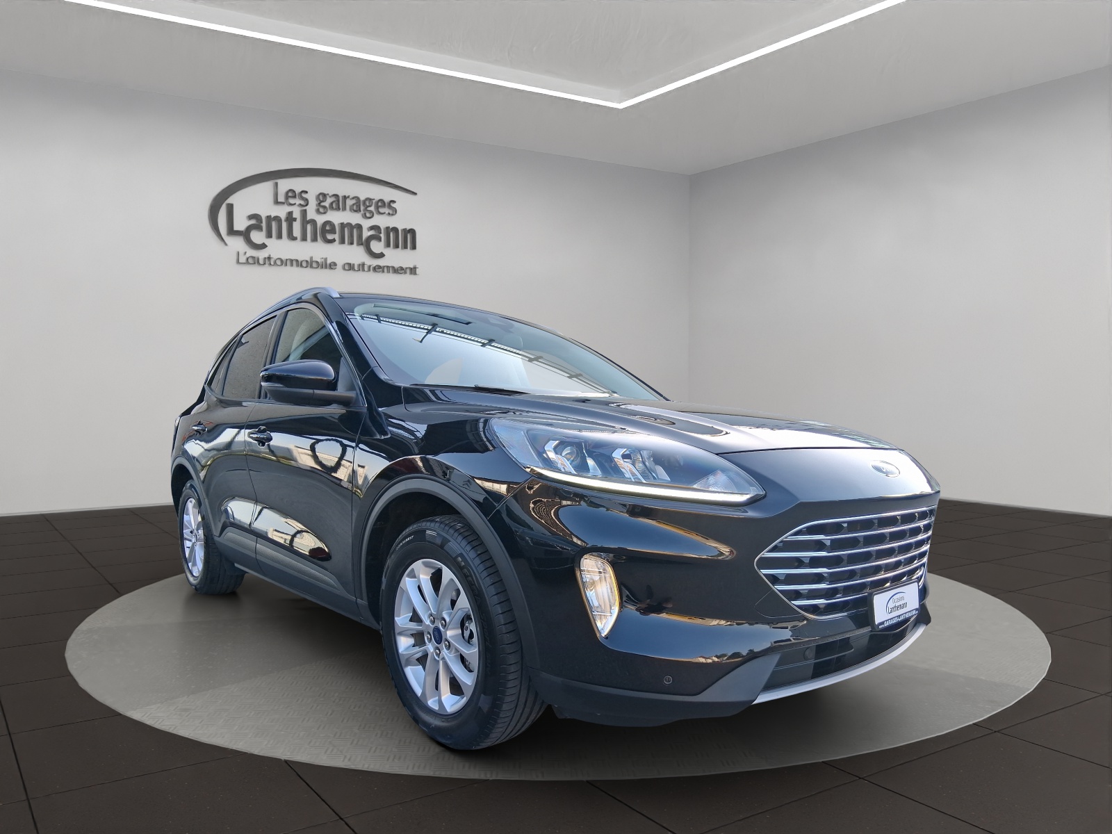 FORD Kuga 2.5 PHEV Titanium (SUV / GelÃ¤ndewagen)