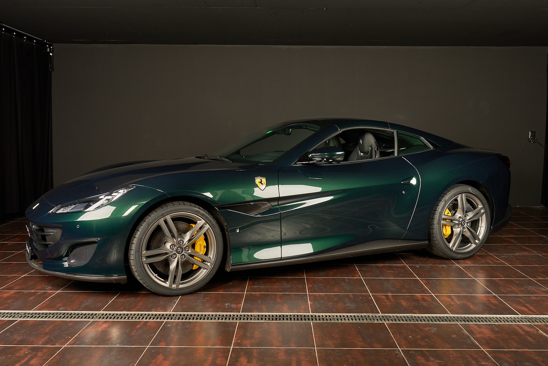 FERRARI Portofino 3.9 V8 T