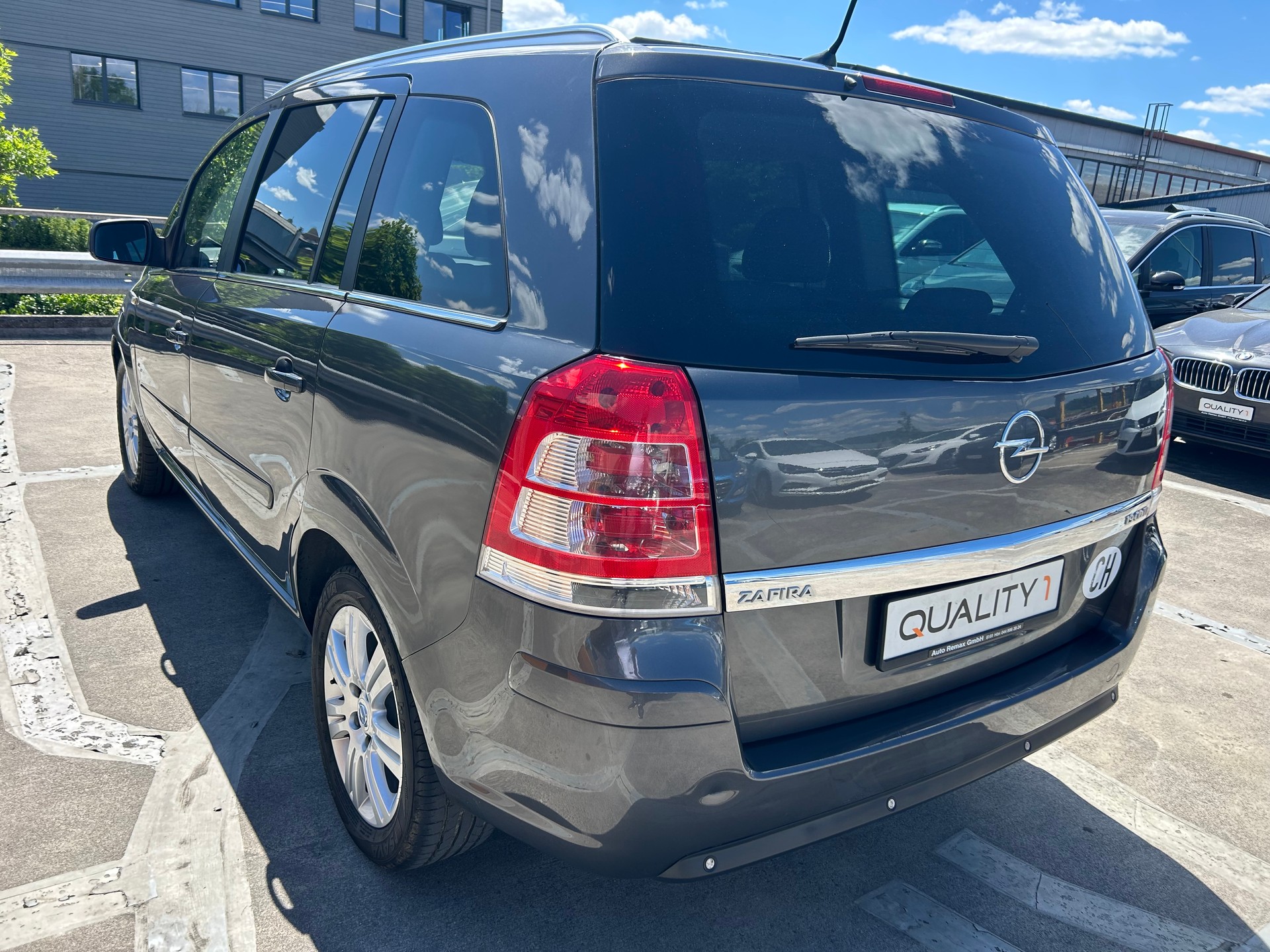 OPEL Zafira 1.9 CDTI Cosmo Automatic-showroom-element-2