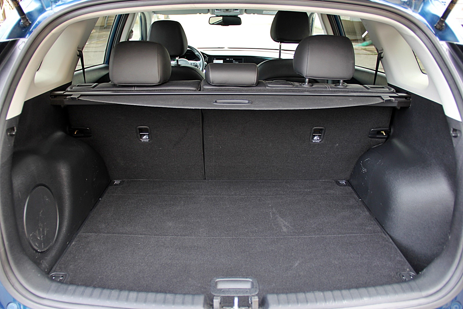 KIA Niro 1.6GDi Hybrid Style DCT-image-15