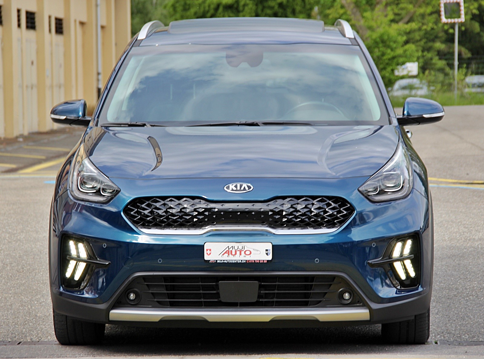 KIA Niro 1.6GDi Hybrid Style DCT-image-7