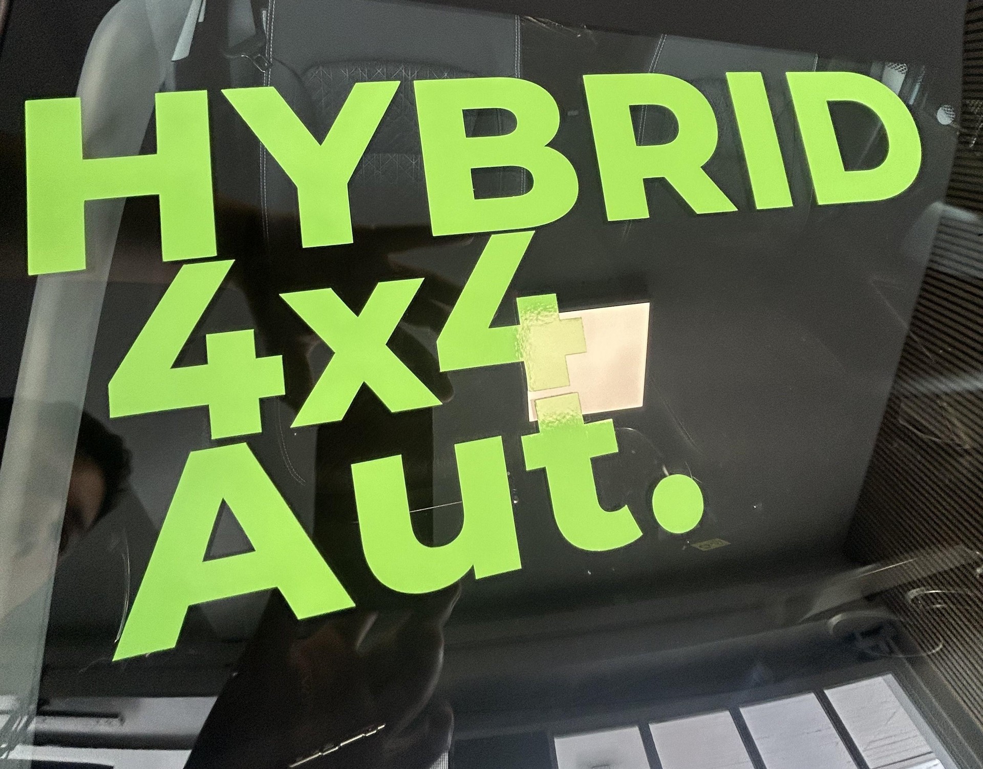 SUZUKI Vitara 1.5 Piz Sulai Top Hybrid 4x4-showroom-element-1