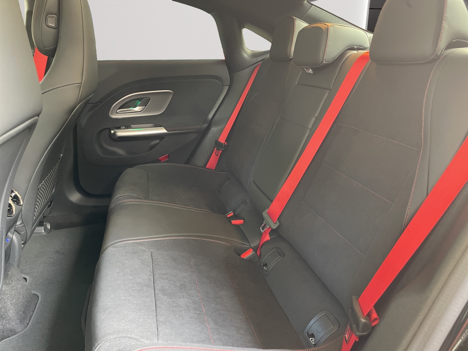 Image MERCEDES-BENZ CLA-250 CLA 250+ 85 kWh EQ