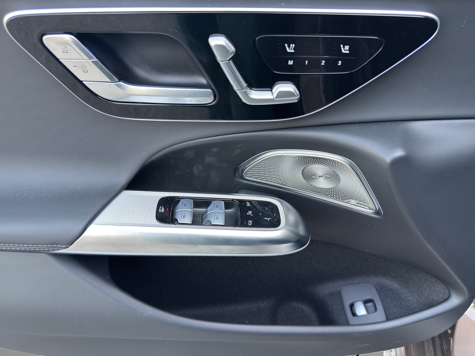 Image MERCEDES-BENZ E-220 E 220 d 4Matic 9G-Tronic