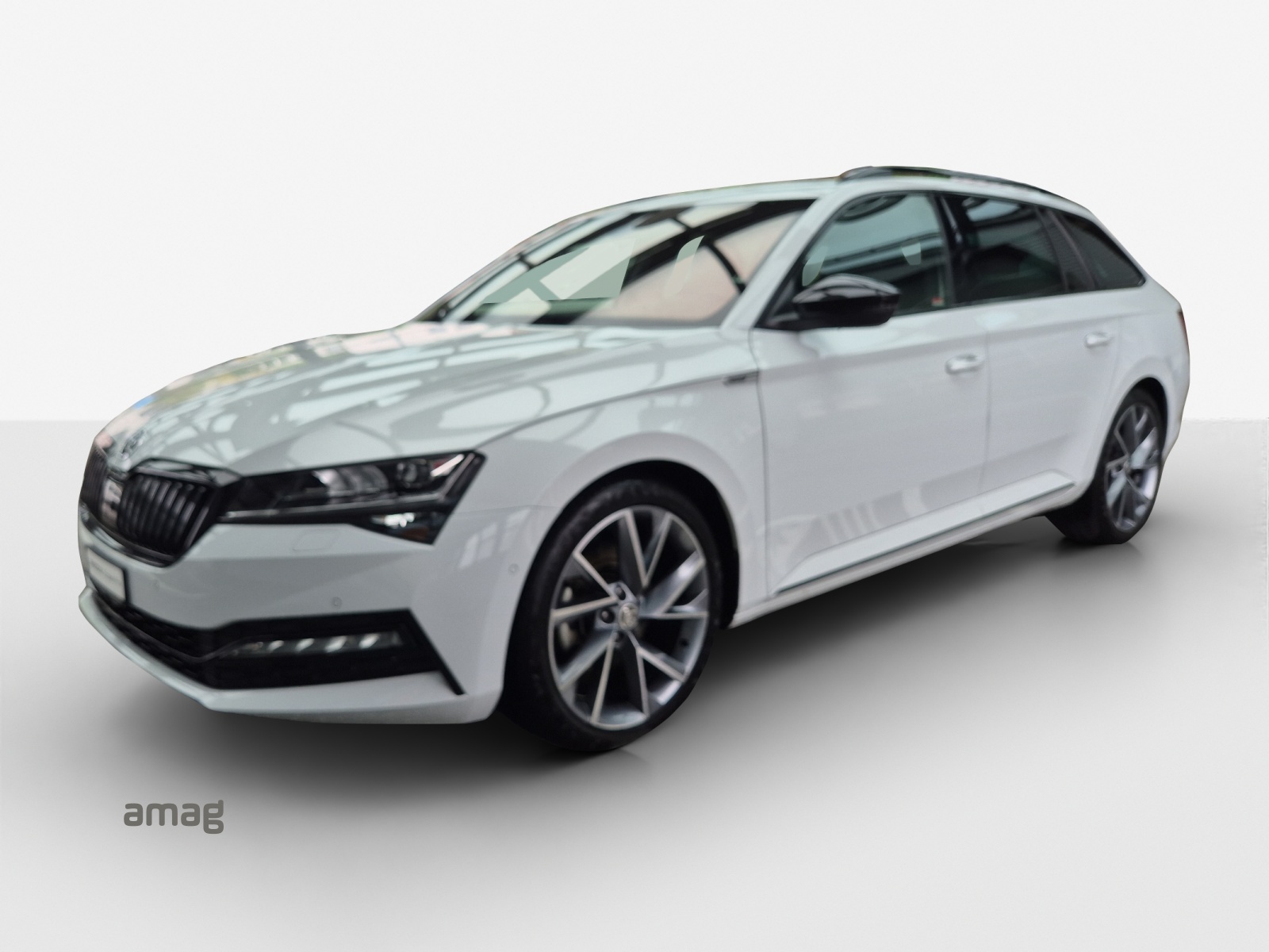 SKODA Superb Combi 2.0 TDi SportLine 4x4 DSG