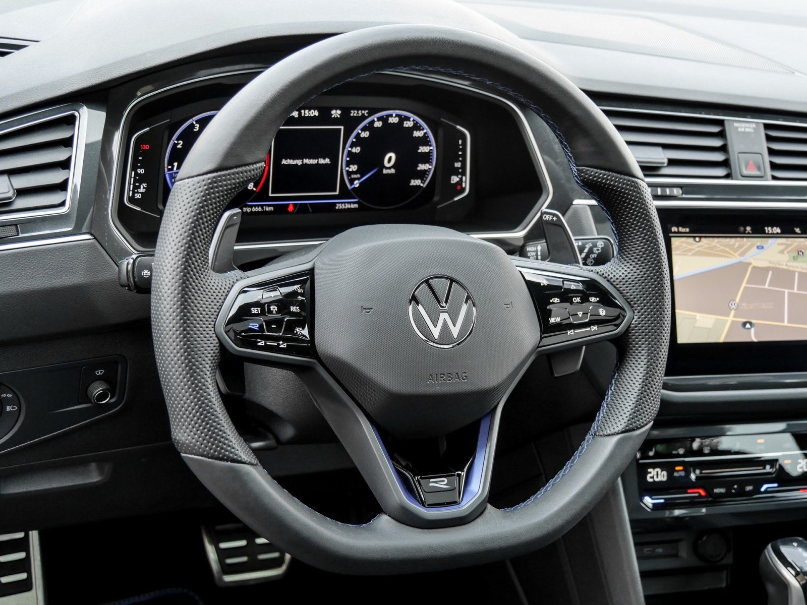 VW Tiguan 2.0TSI R 4Motion DSG-image-9