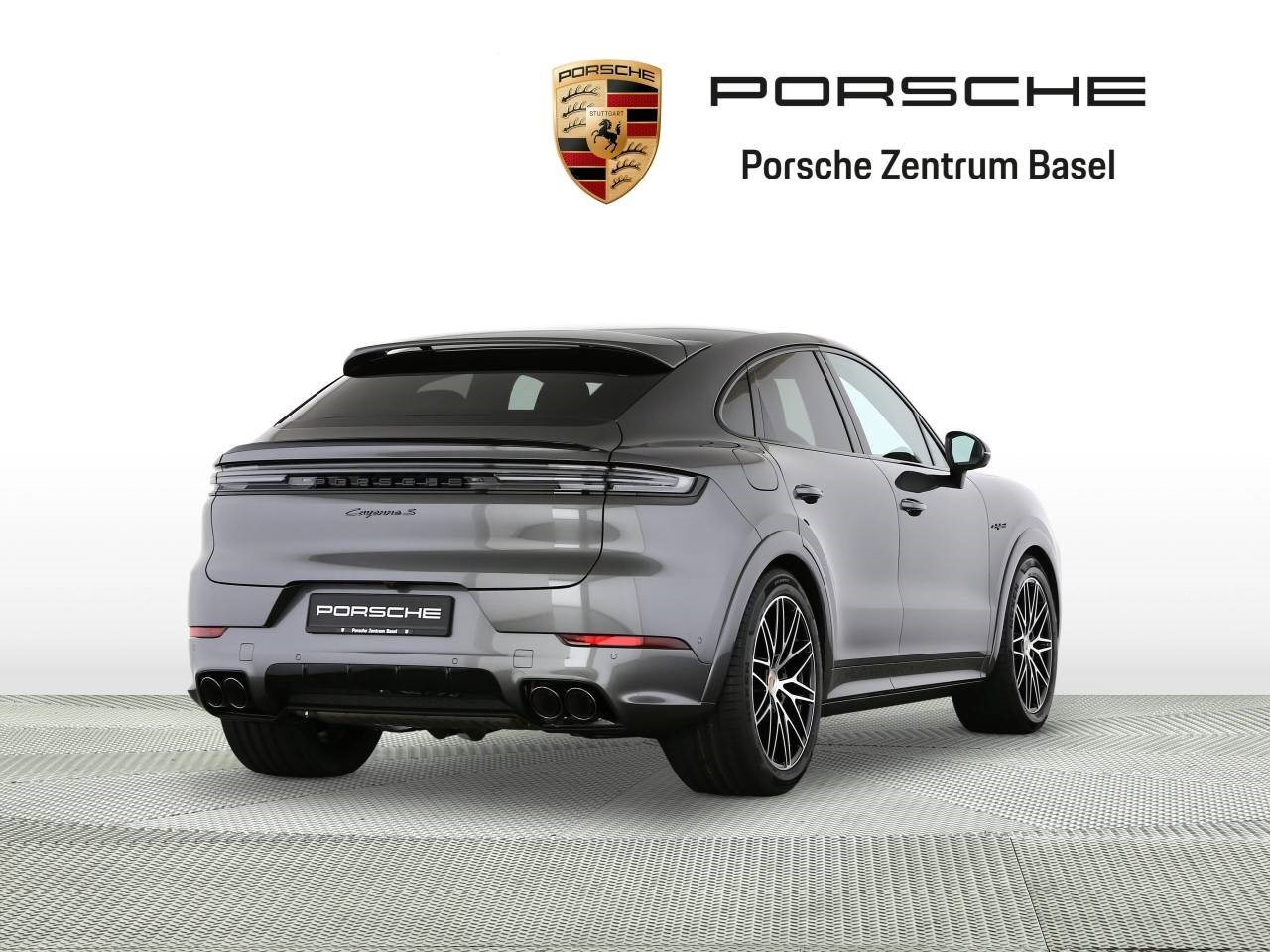 PORSCHE CAYENNE S E-Hybrid Coupé-showroom-element-2