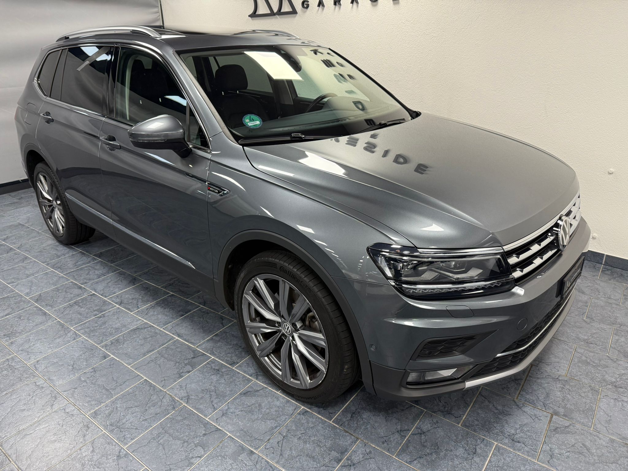 VW Tiguan Allspace 2.0TSI Highline (SUV / Geländewagen) VW VW Tiguan Allspace 2.0TSI Highline (SUV / Geländewagen)