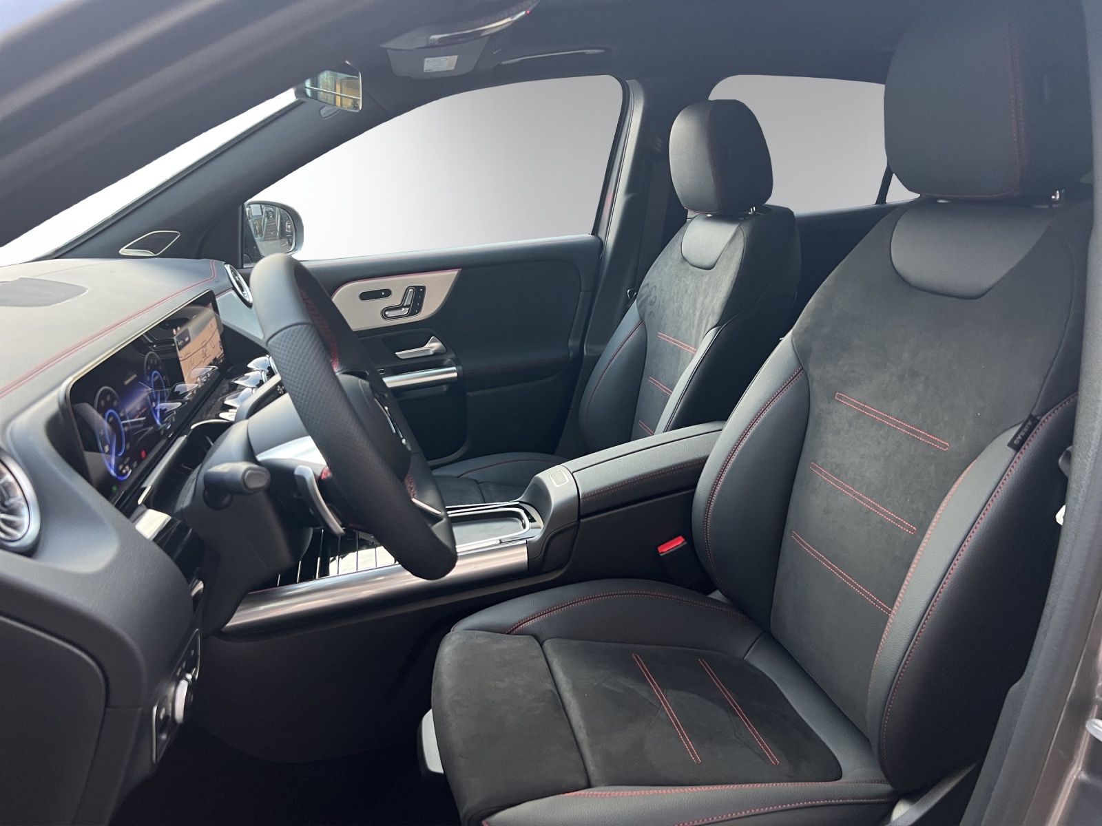 Image MERCEDES-BENZ EQA-350 EQA 350 66,5 kWh 4Matic Excellence