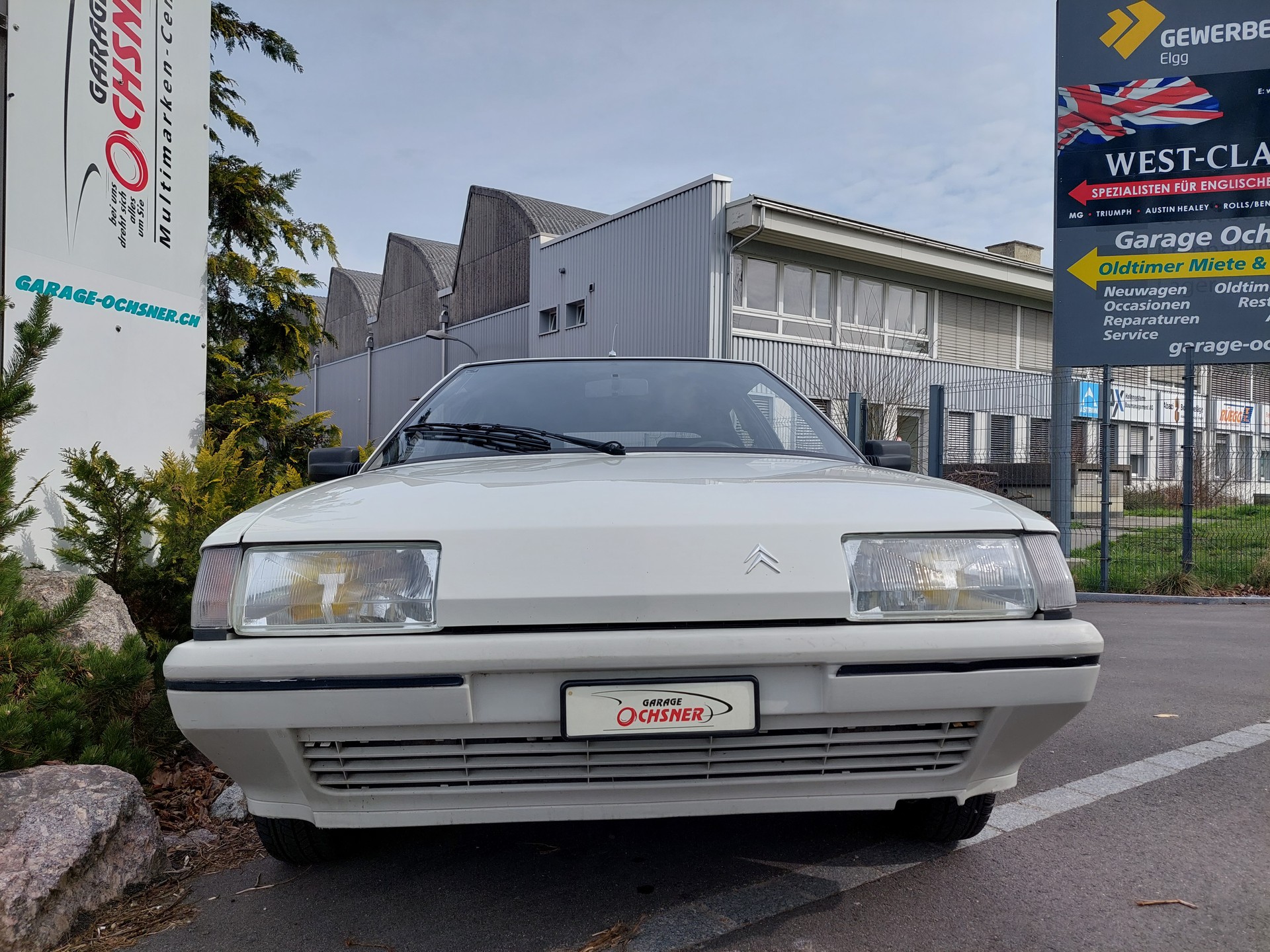 CITROEN BX Sedan 19 STAR (TZI/TRI)-showroom-element-2