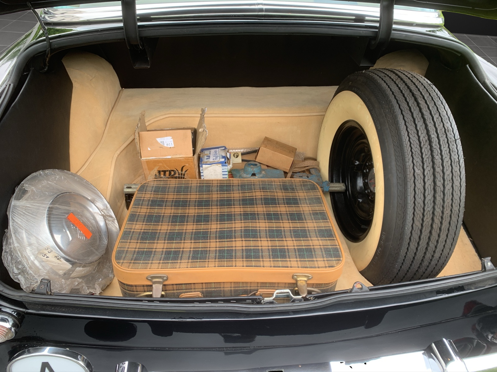 BUICK Spezial De Luxe Sedan-image-12