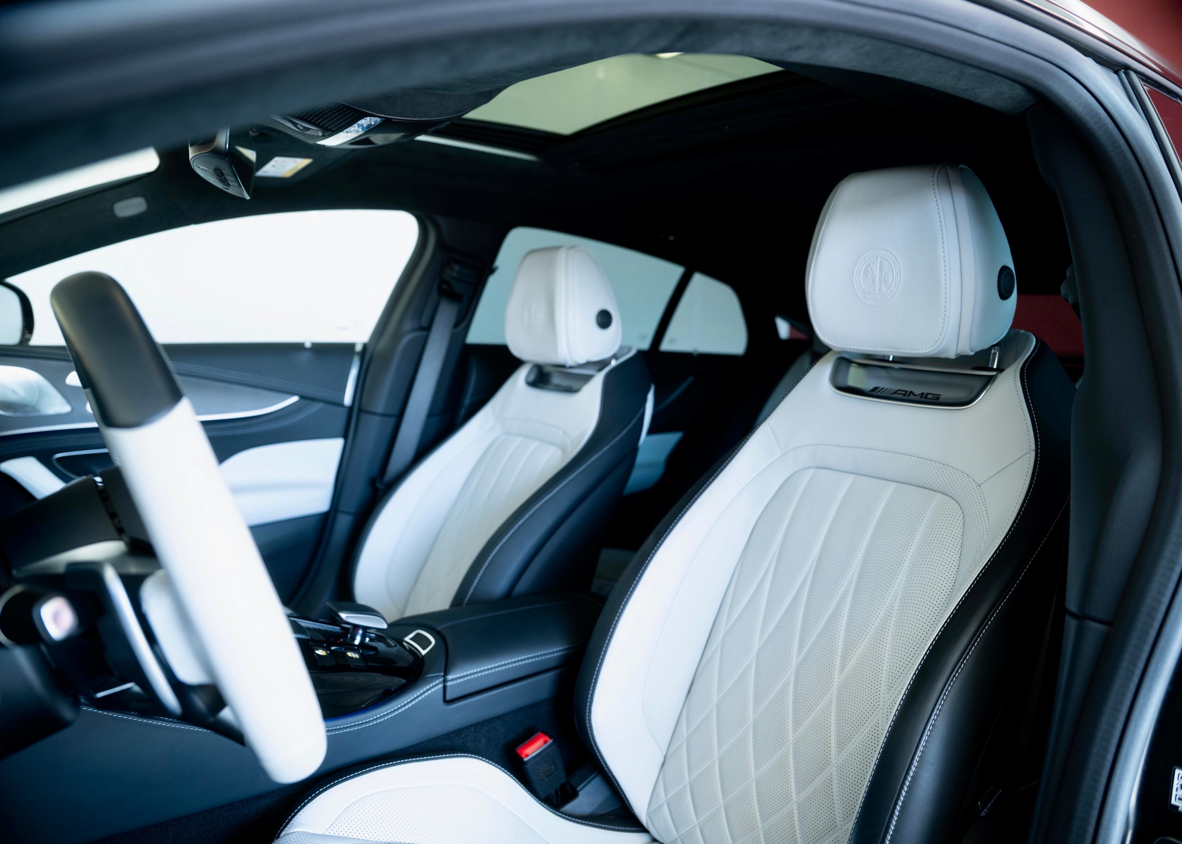 Image MERCEDES-BENZ AMG-GT AMG GT 4 63 S 4Matic+ E Performance (Swiss car with 10 years free service)