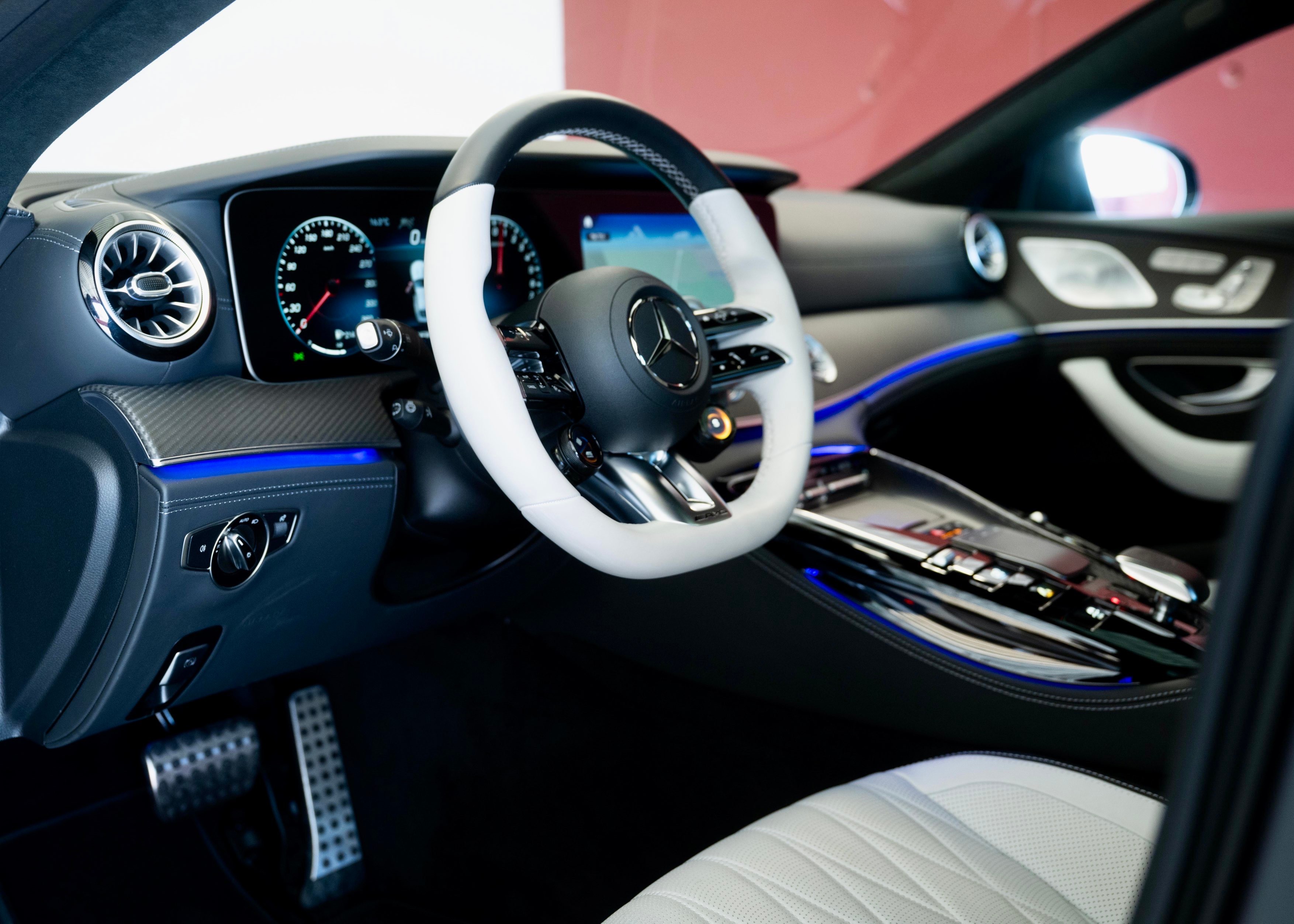 Image MERCEDES-BENZ AMG-GT AMG GT 4 63 S 4Matic+ E Performance (Swiss car with 10 years free service)